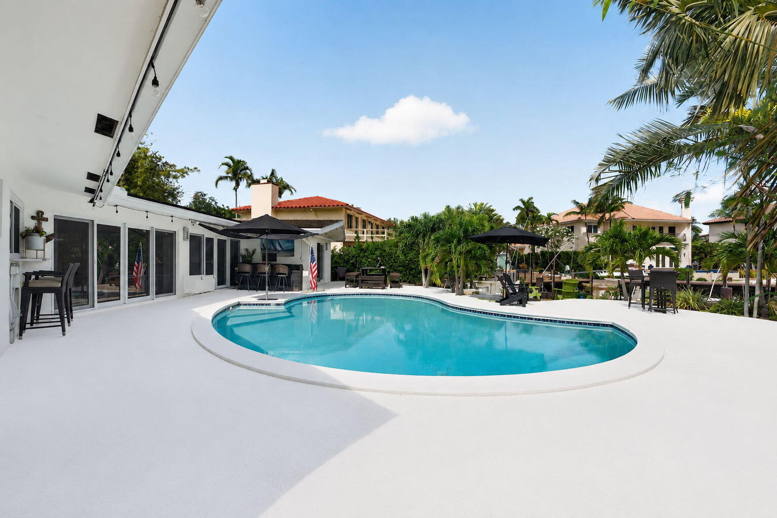 SANTA BARBARA SHORES - Residential Lease