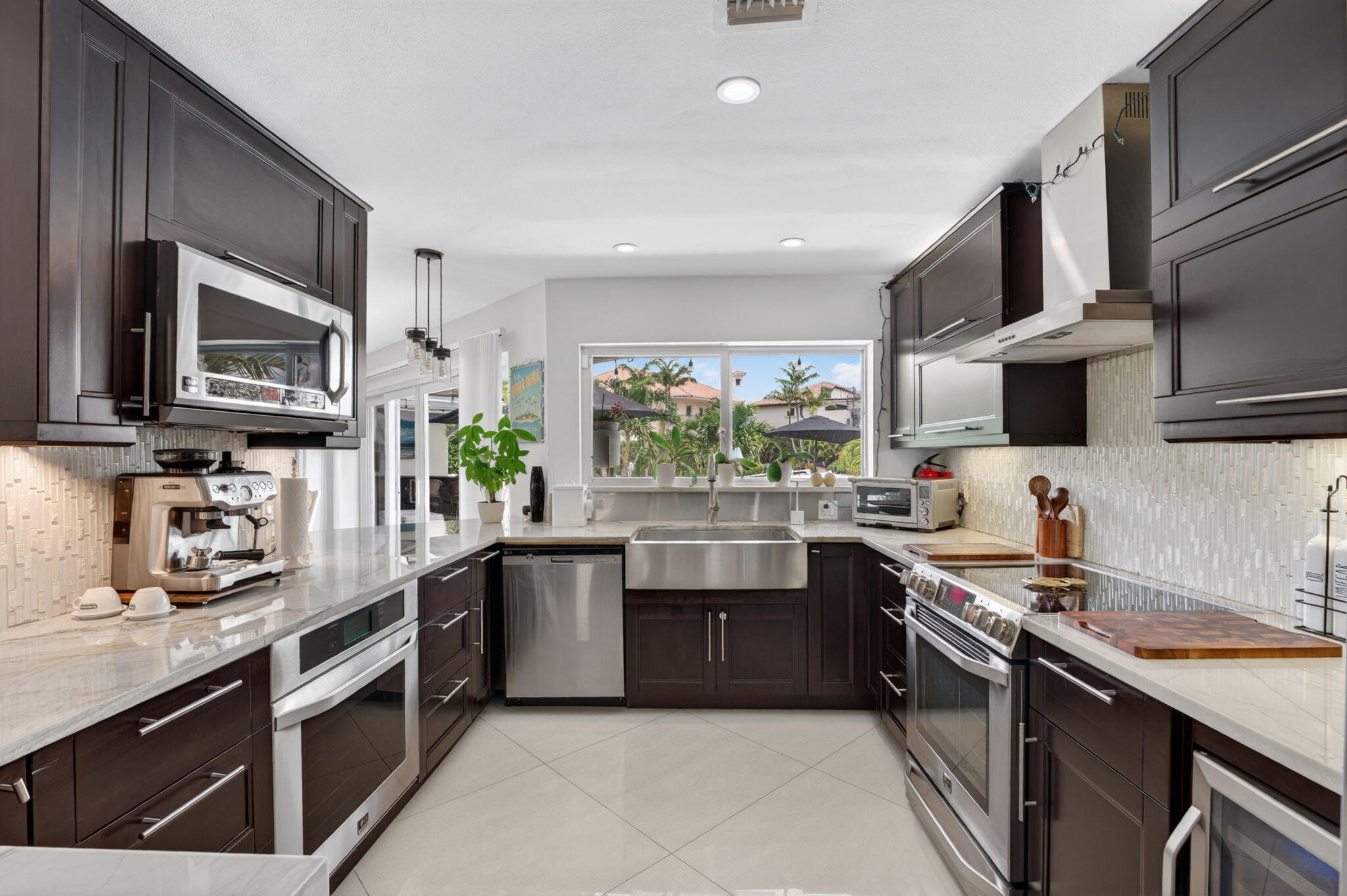 SANTA BARBARA SHORES - Residential Lease