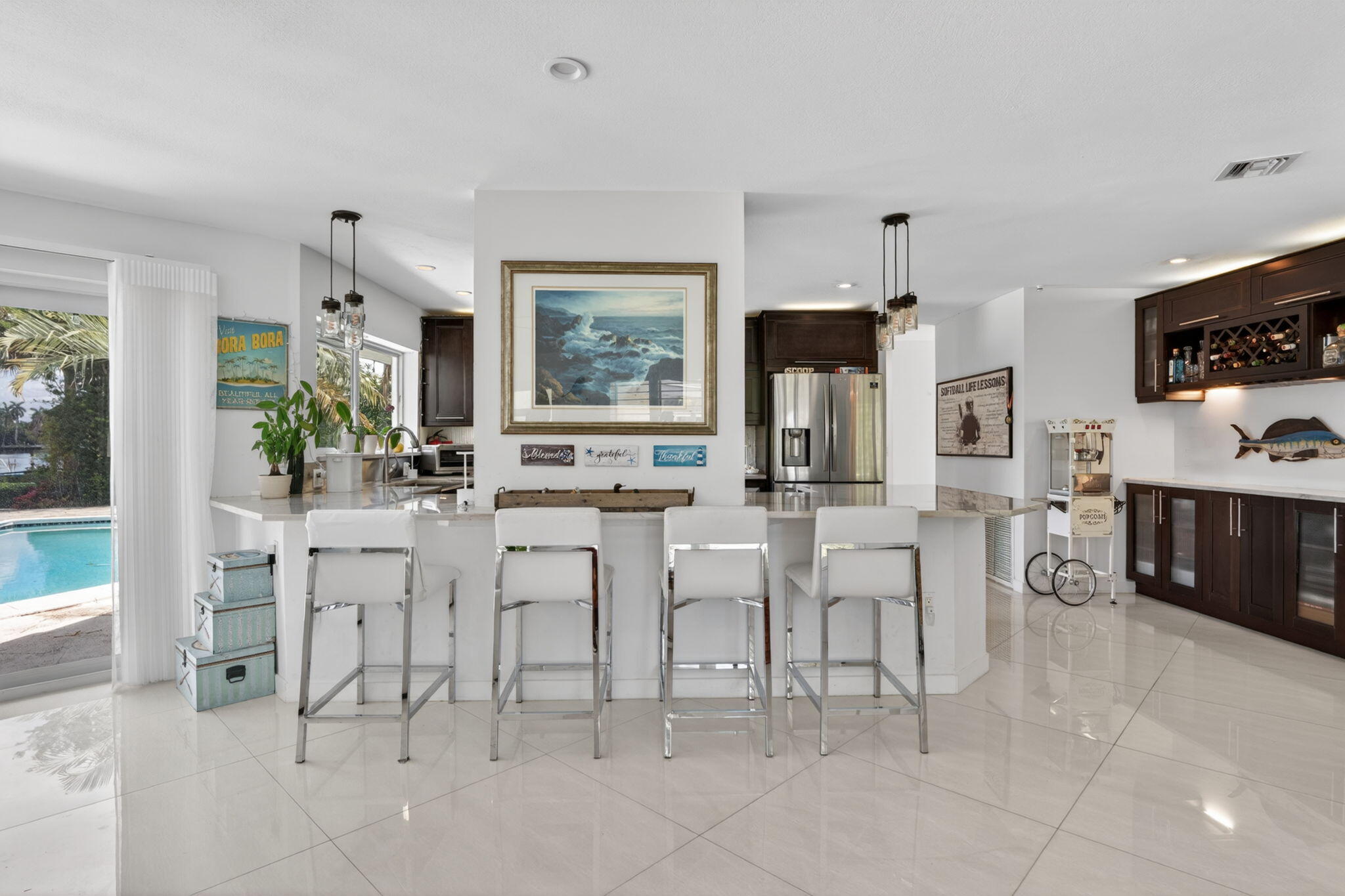 SANTA BARBARA SHORES - Residential Lease