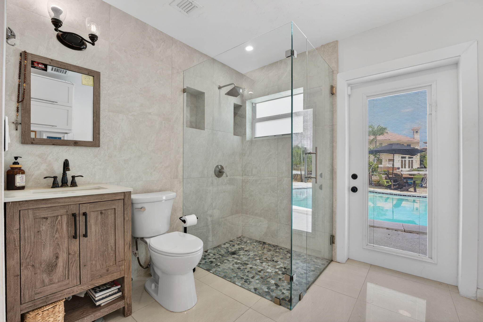SANTA BARBARA SHORES - Residential Lease
