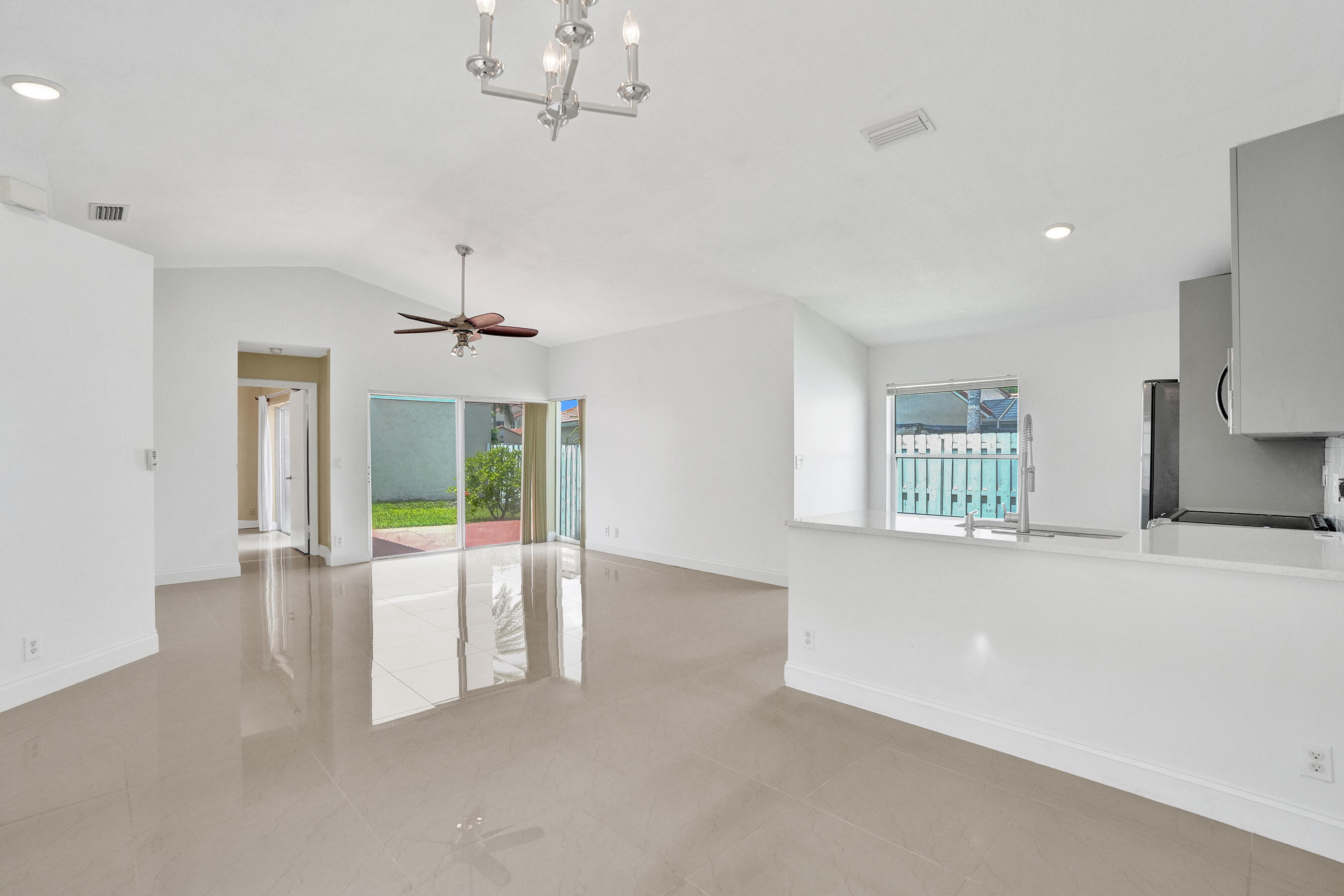 SILVER LAKES PHASE II REPLAT - Residential Lease