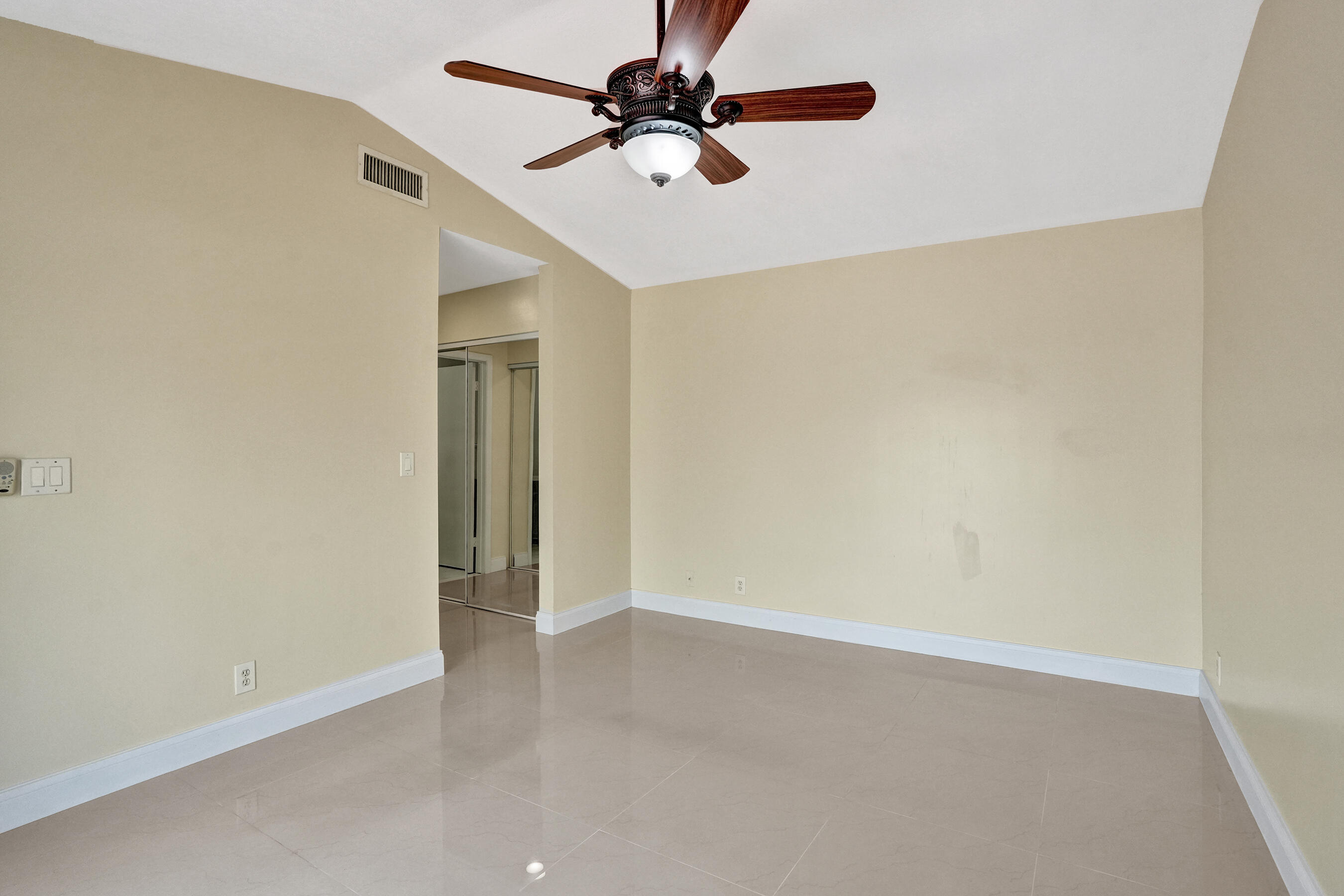 SILVER LAKES PHASE II REPLAT - Residential Lease