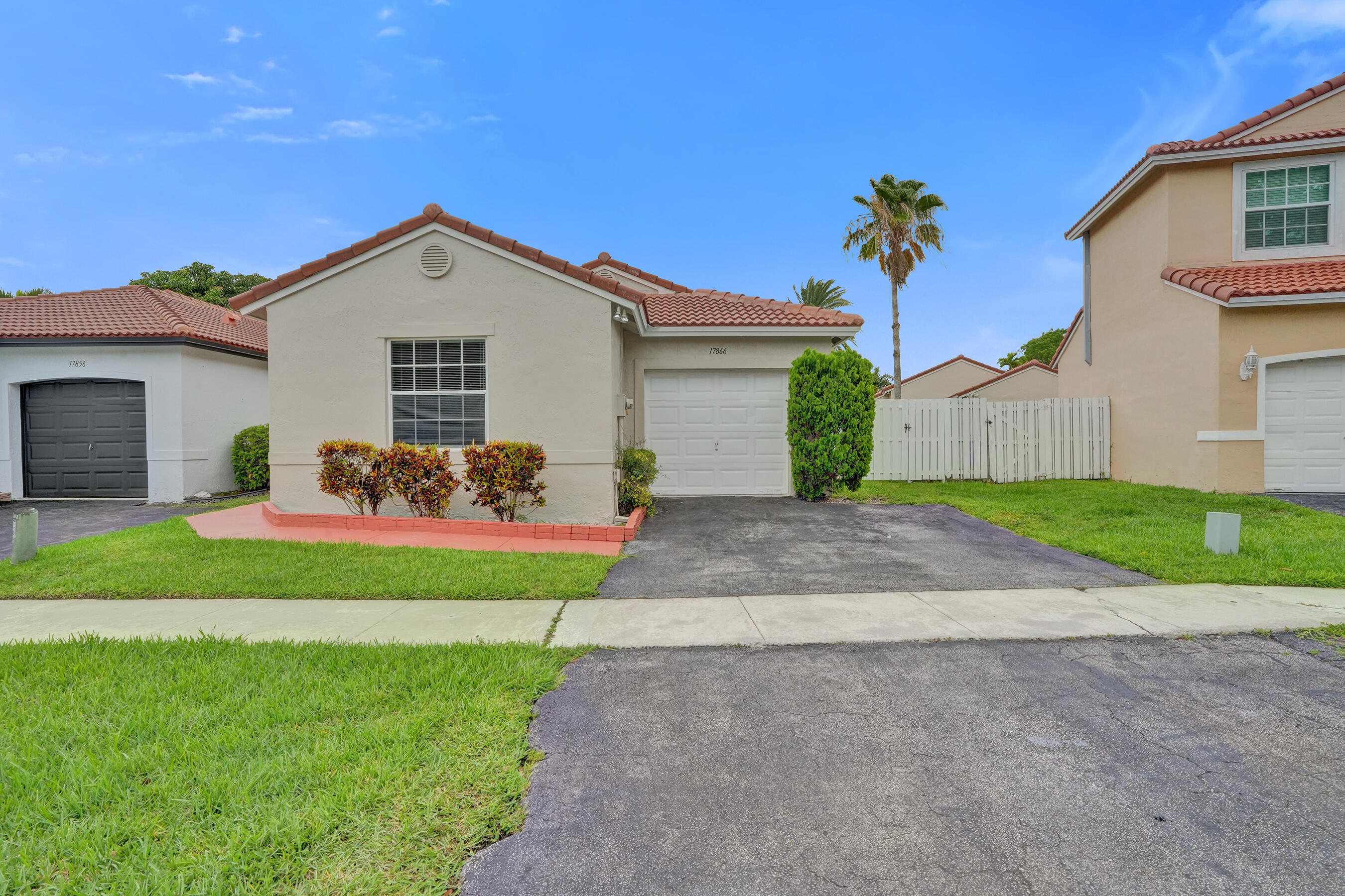 SILVER LAKES PHASE II REPLAT - Residential Lease
