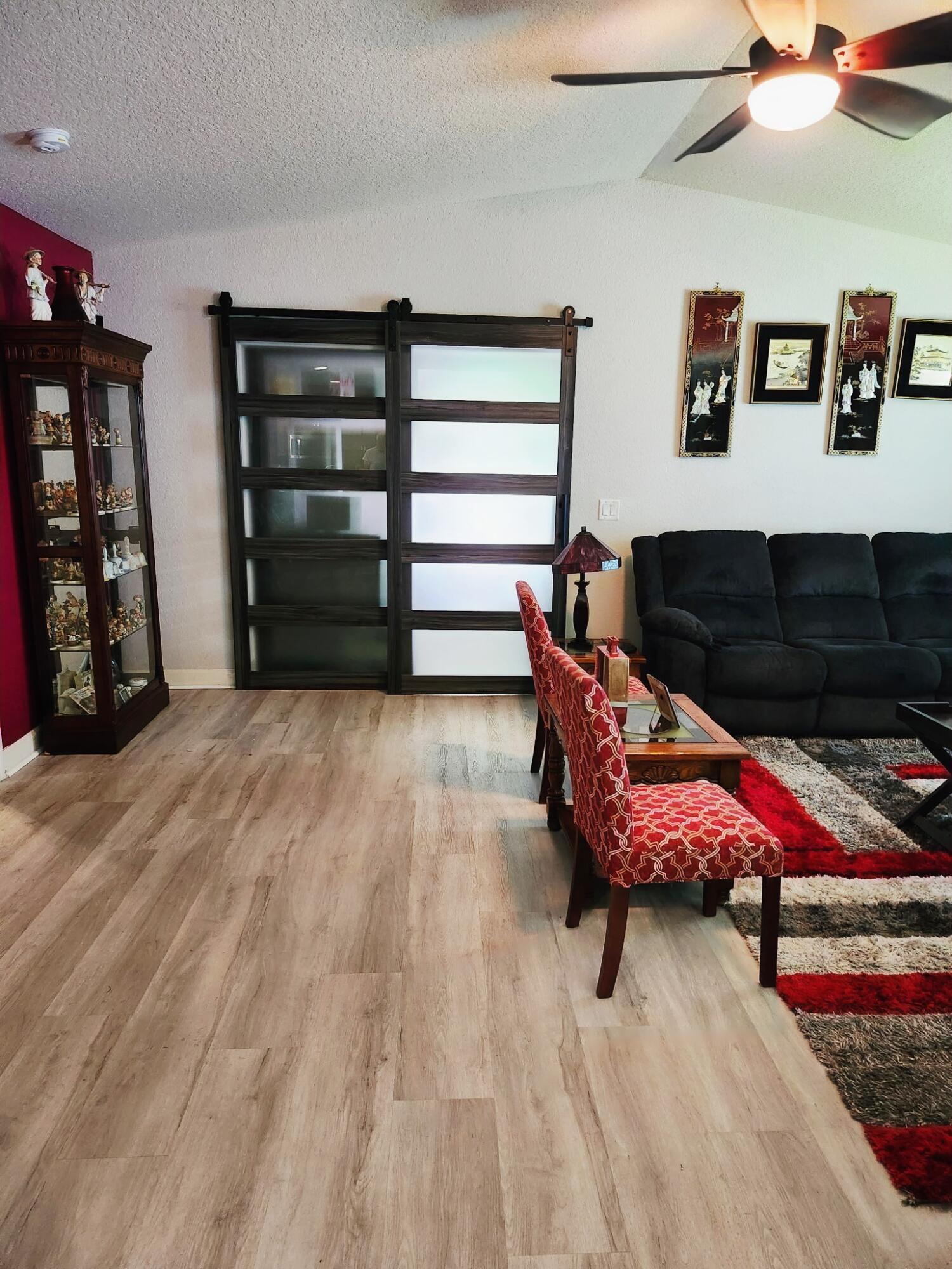 SPANISH LAKES ONE LEASEHOLD ESTATES - Residential