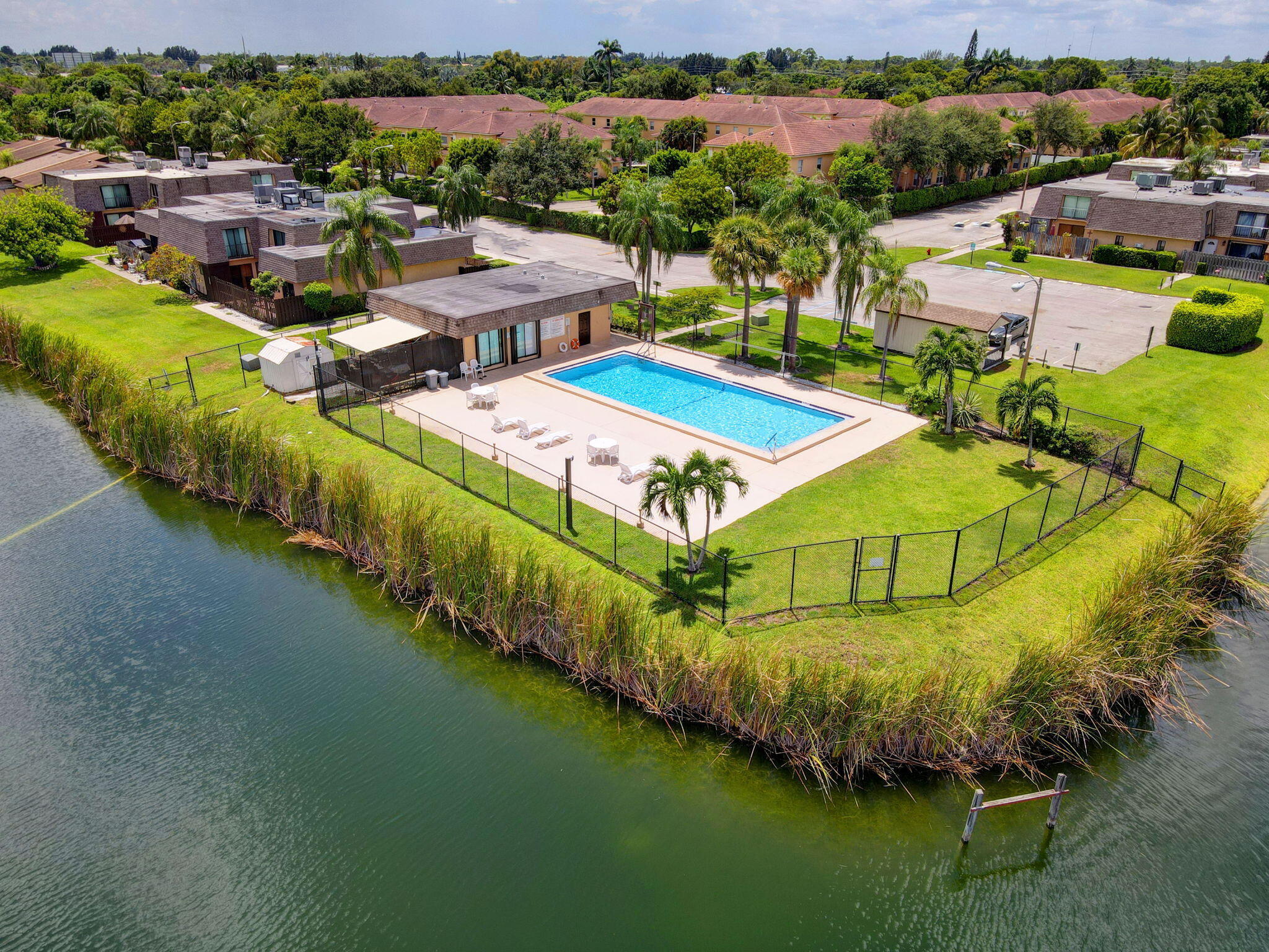WATERVIEW ESTATES - Residential
