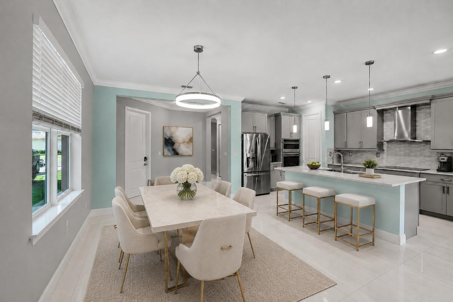 CRYSTAL LAKE 1ST SEC - Residential