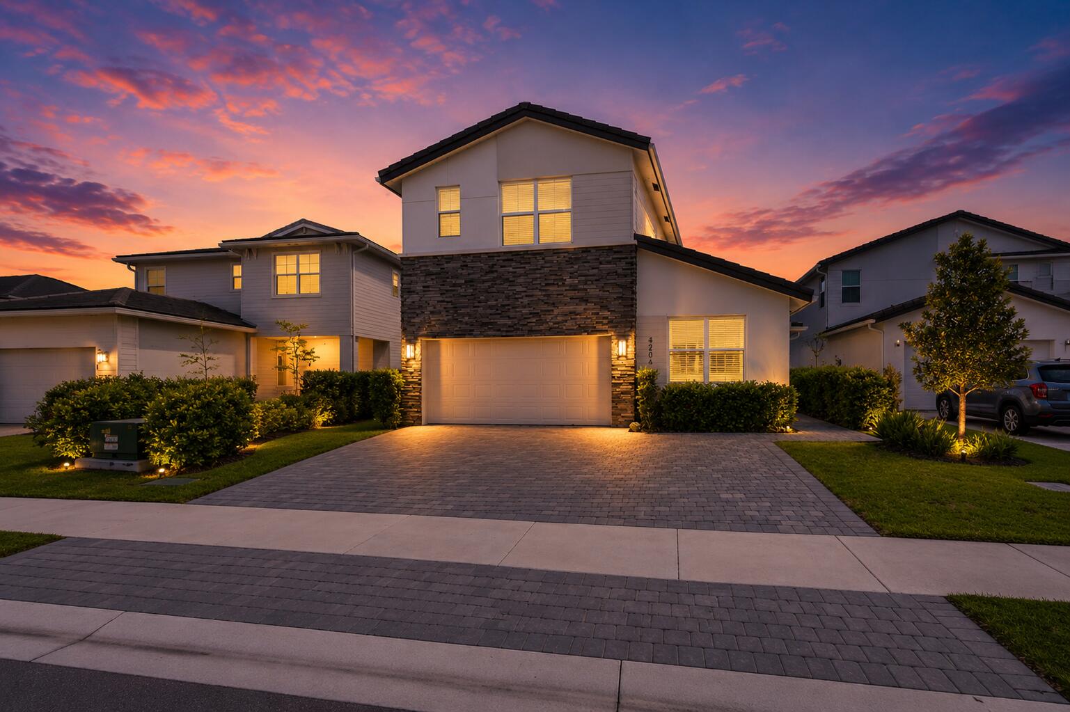 CRYSTAL LAKE 1ST SEC - Residential