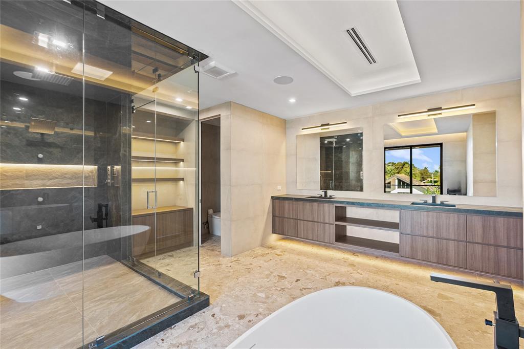 CORAL KEY VILLAS 2ND SEC - Residential