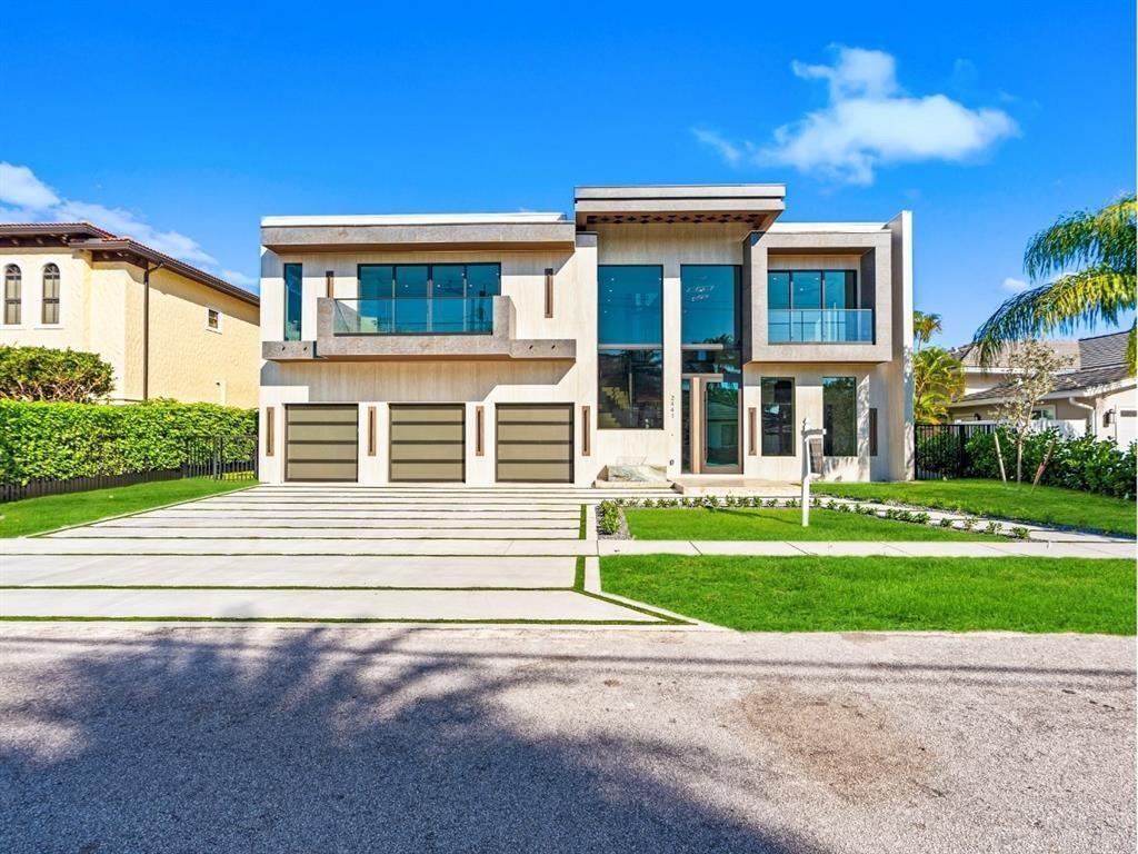 CORAL KEY VILLAS 2ND SEC - Residential