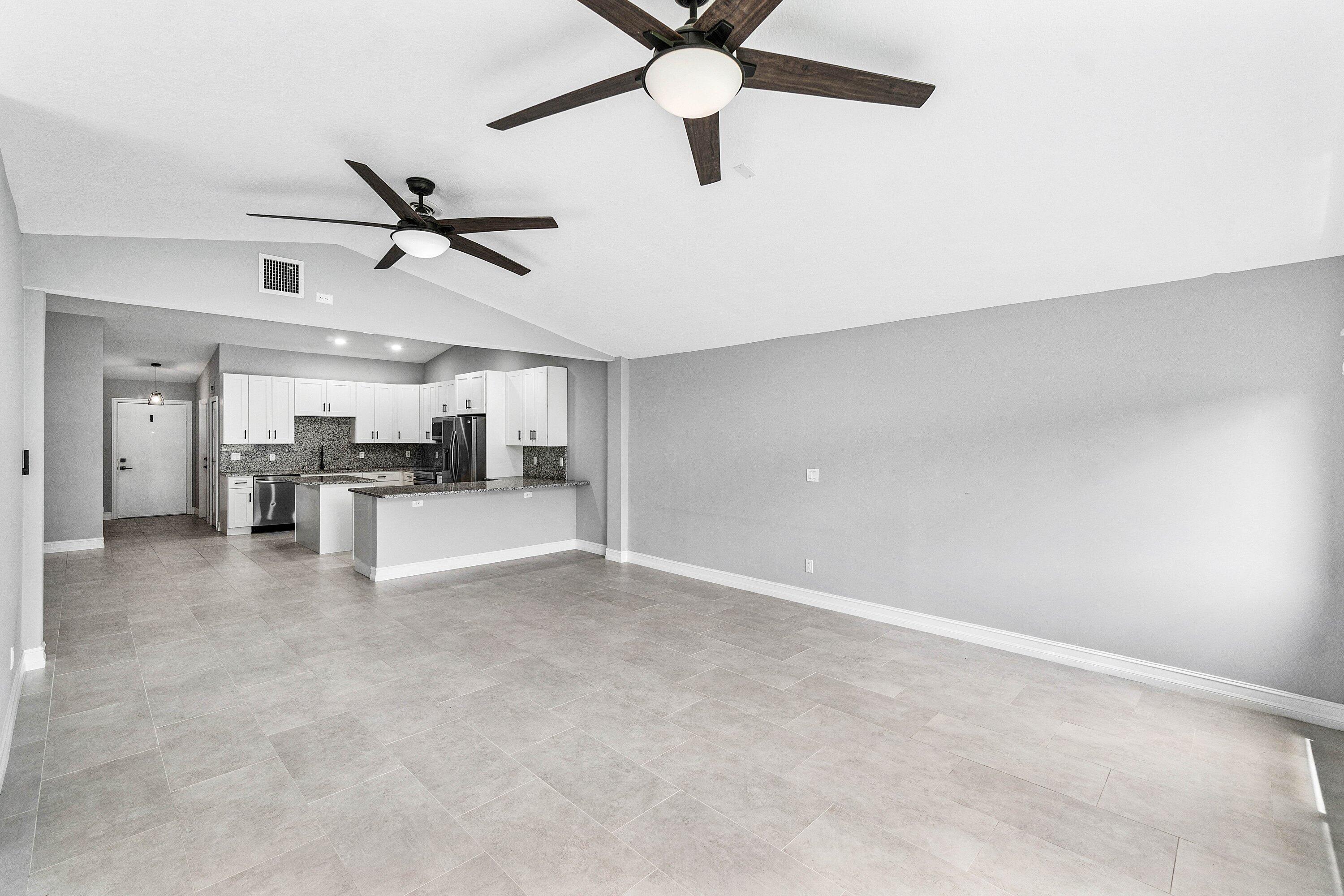 BOYNTON LAKES 3-C - Residential