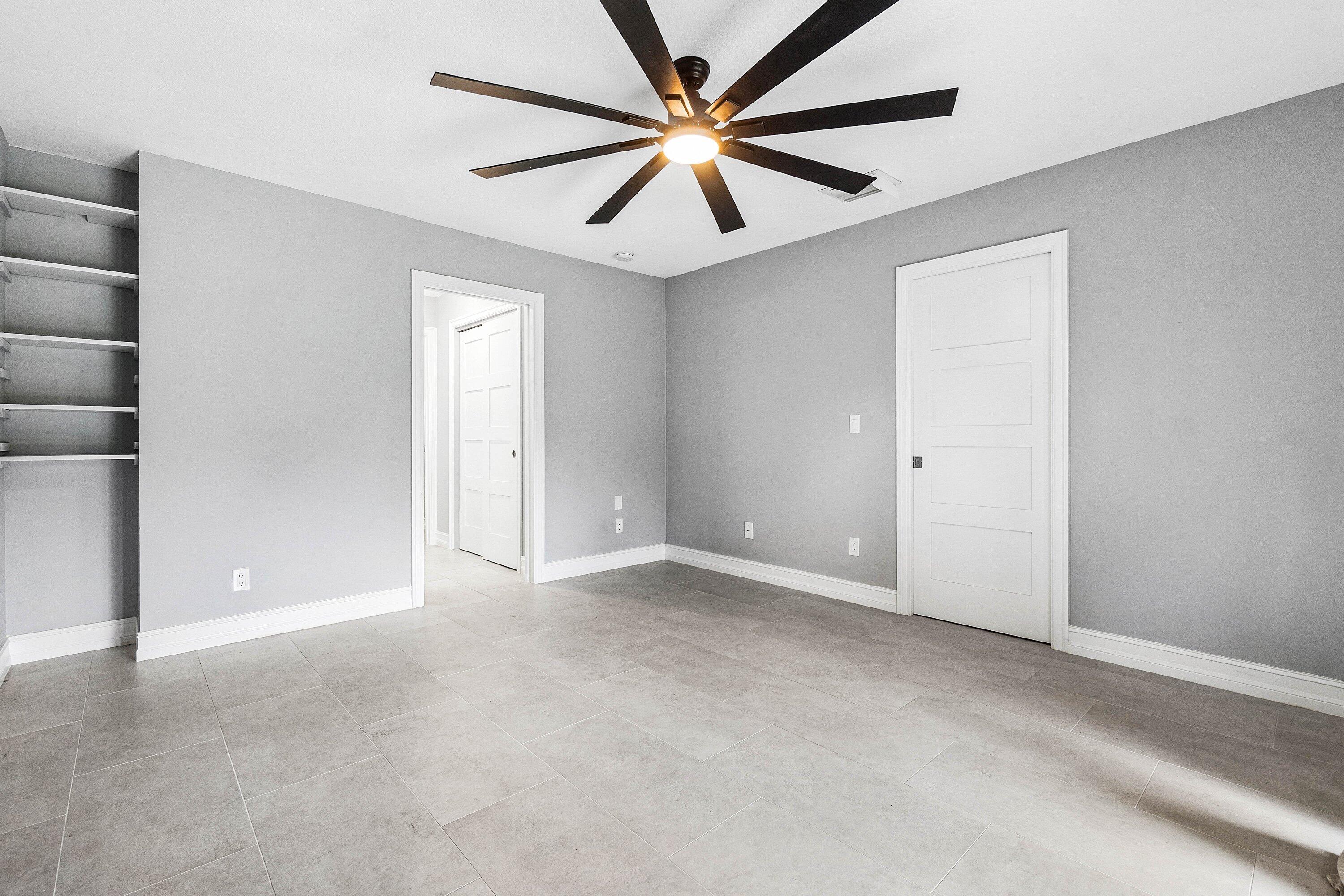 BOYNTON LAKES 3-C - Residential