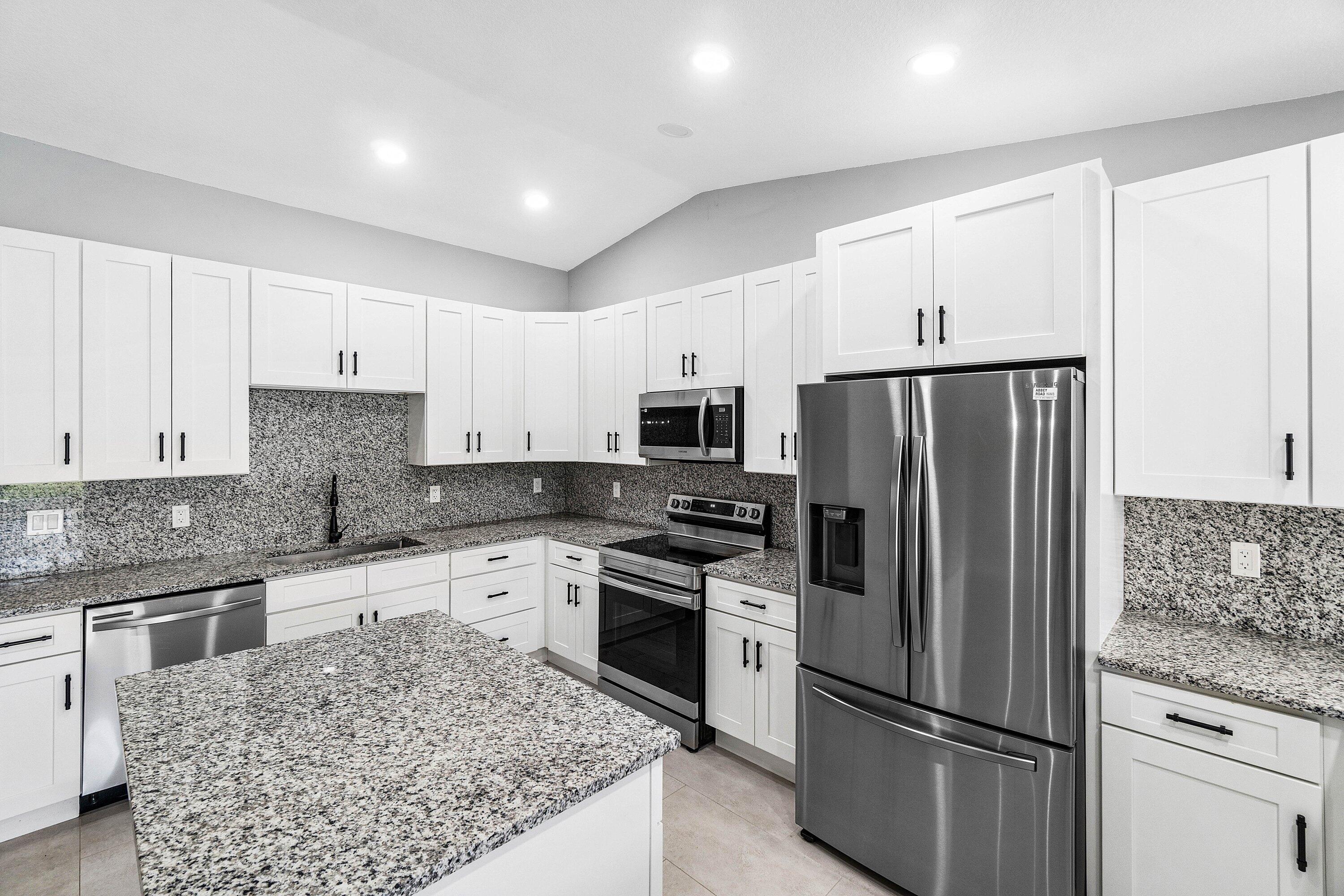 BOYNTON LAKES 3-C - Residential