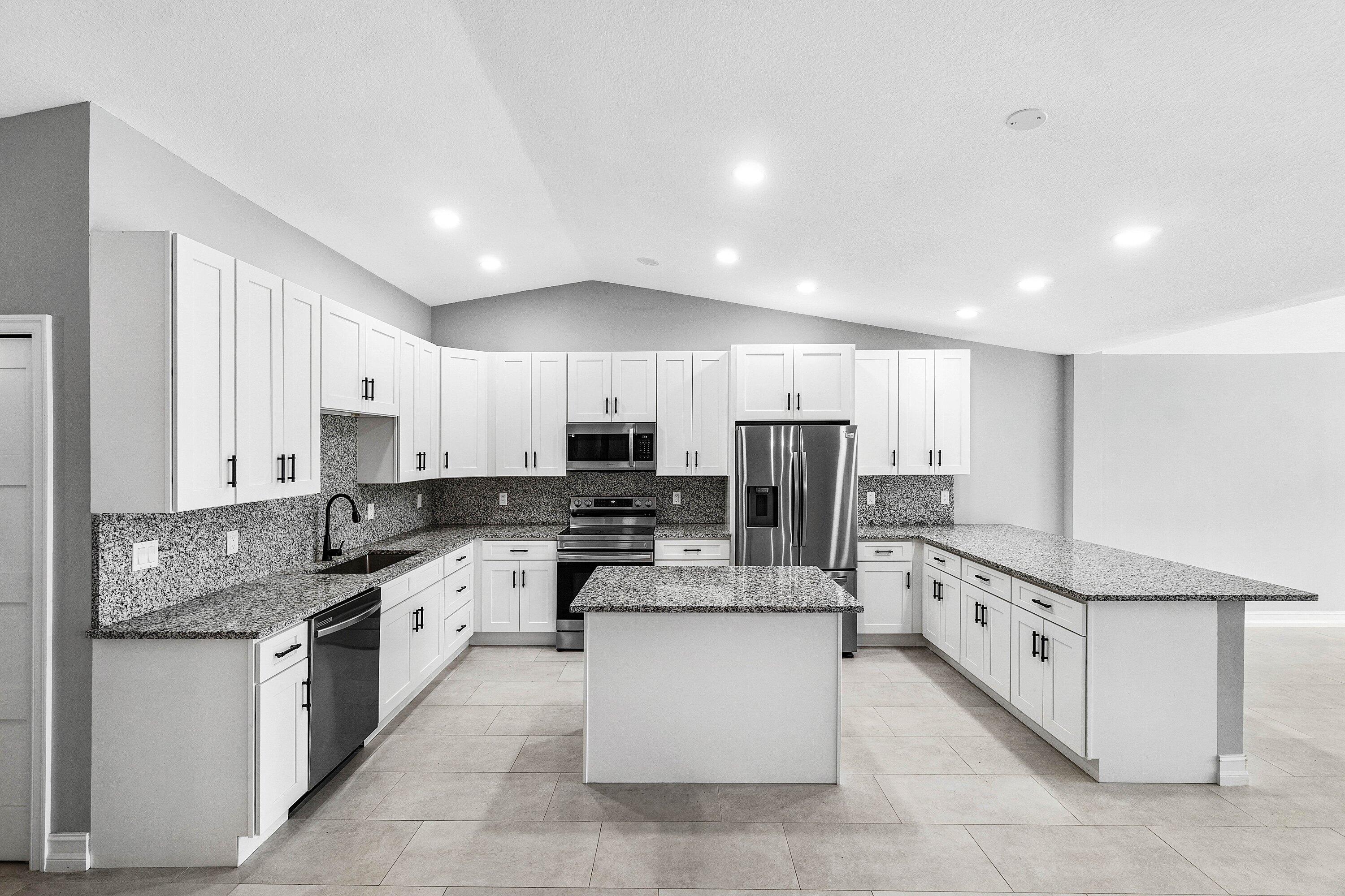 BOYNTON LAKES 3-C - Residential