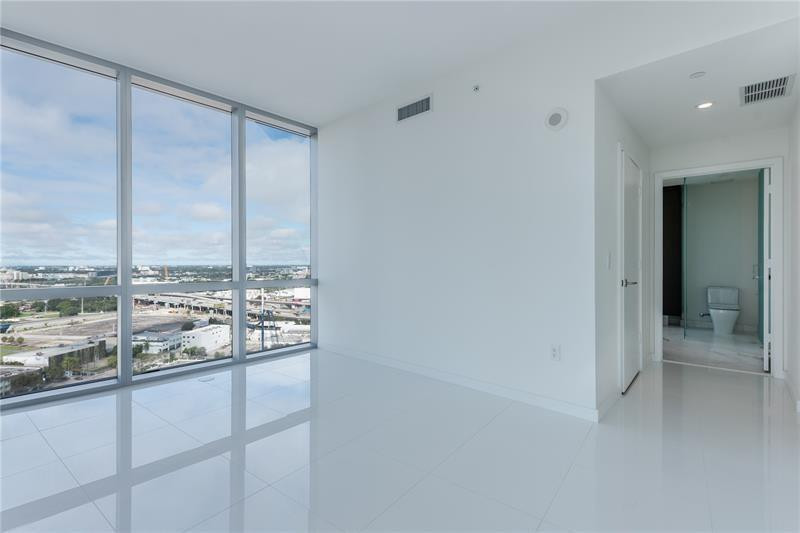 Paramount world center - Residential