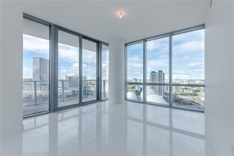 Paramount world center - Residential
