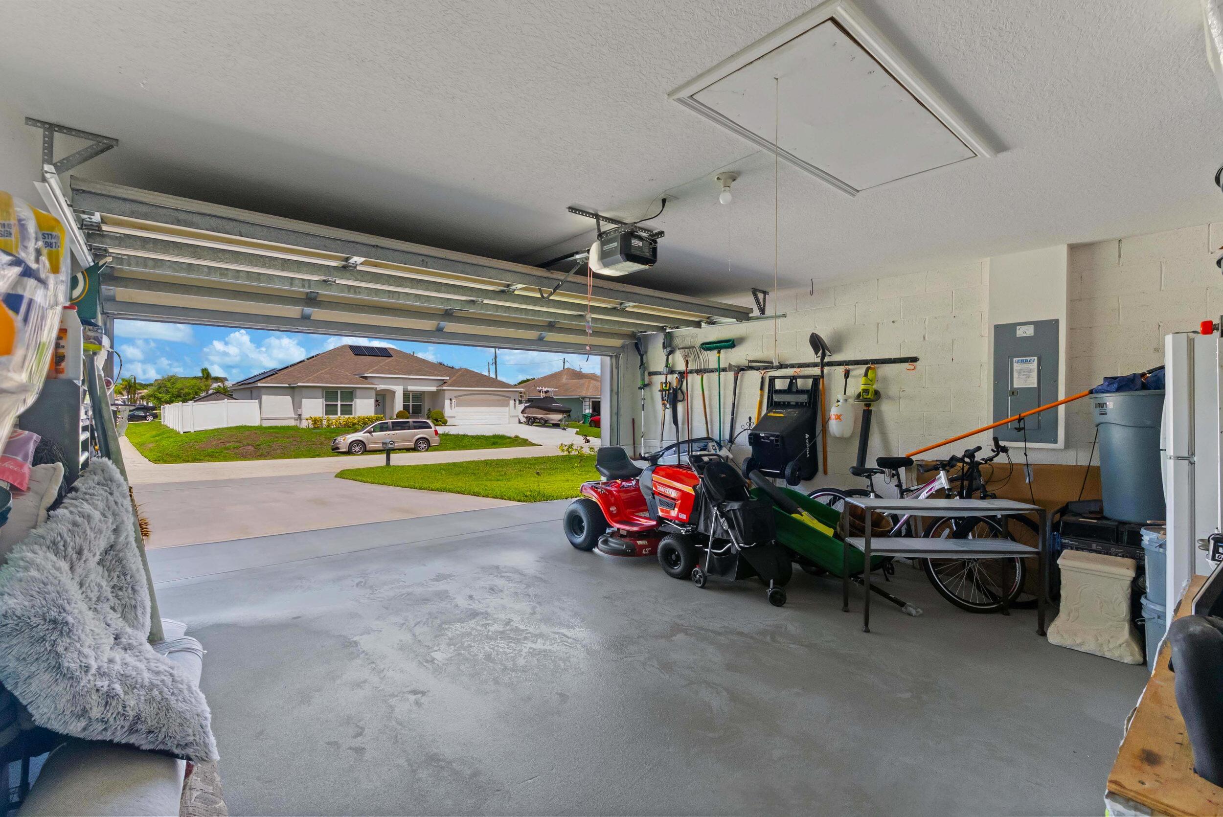 PORT ST LUCIE SECTION 21 - Residential