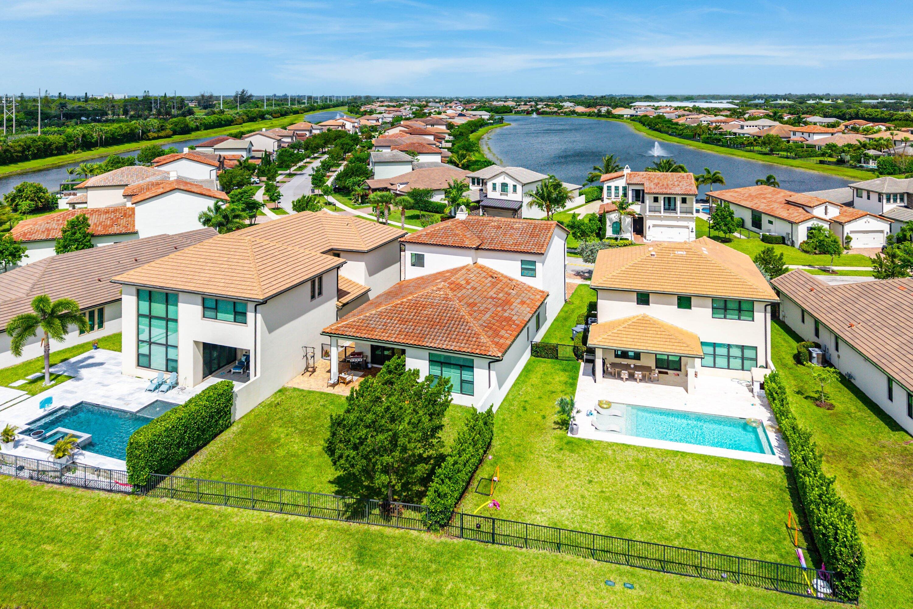 PALM MEADOWS ESTATES - Residential