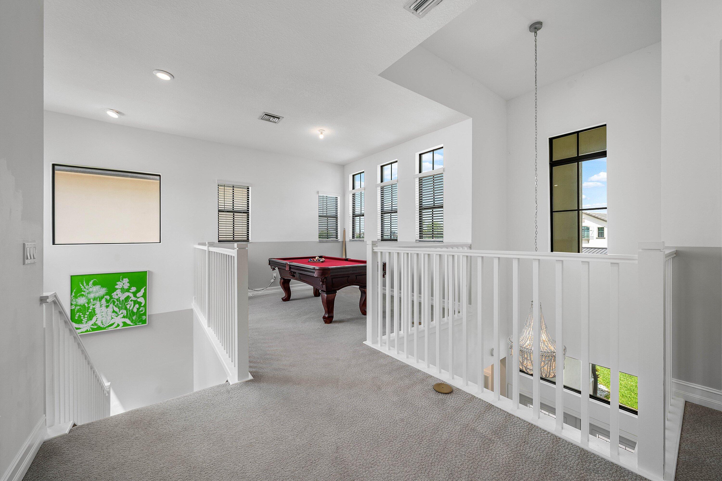 PALM MEADOWS ESTATES - Residential