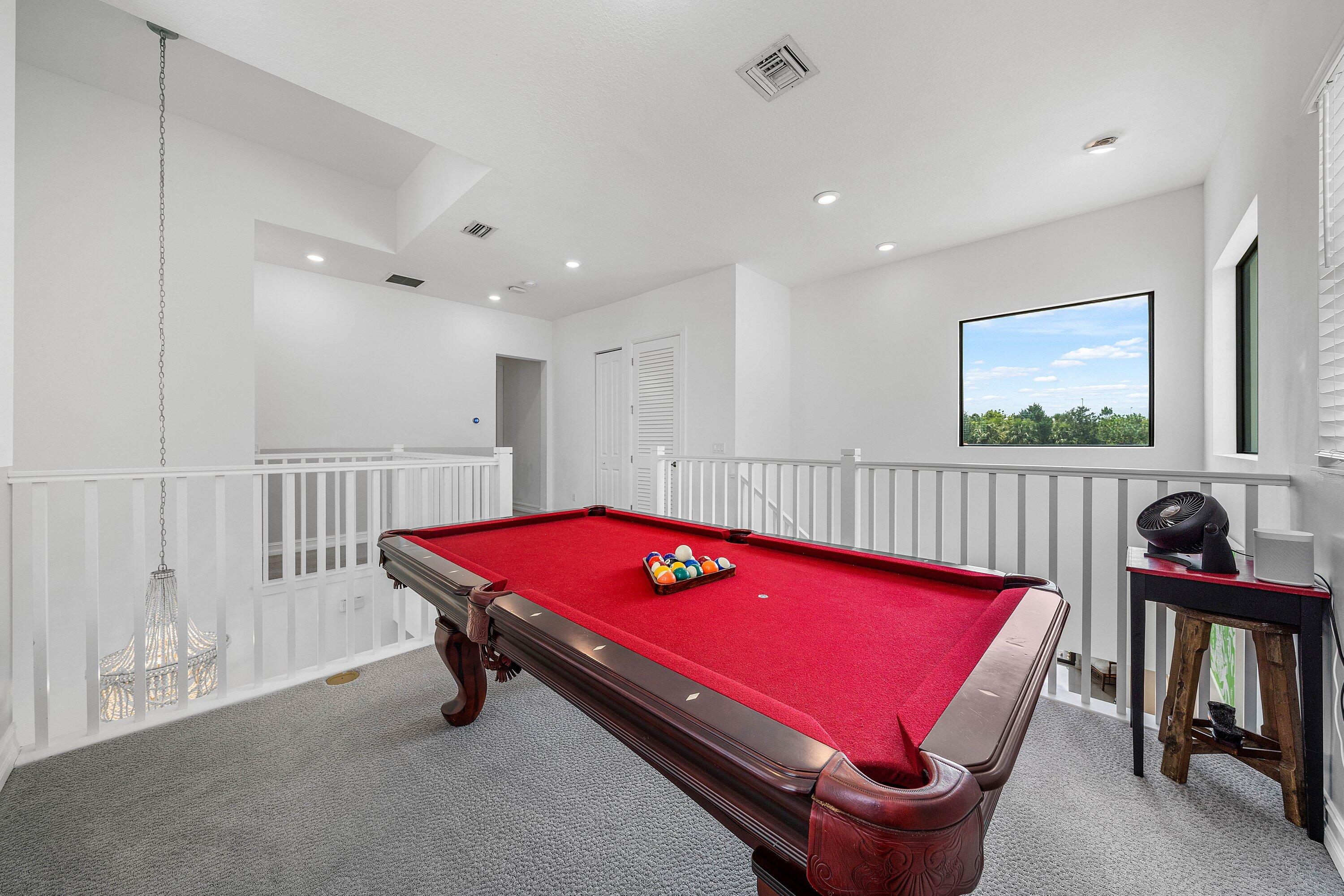 PALM MEADOWS ESTATES - Residential