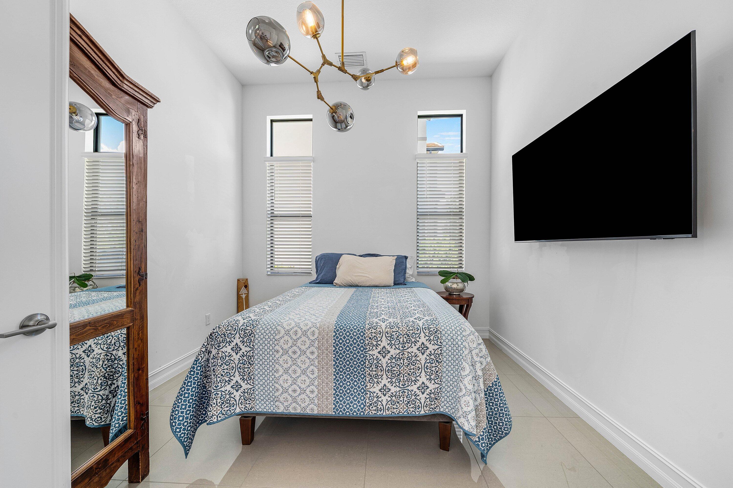PALM MEADOWS ESTATES - Residential