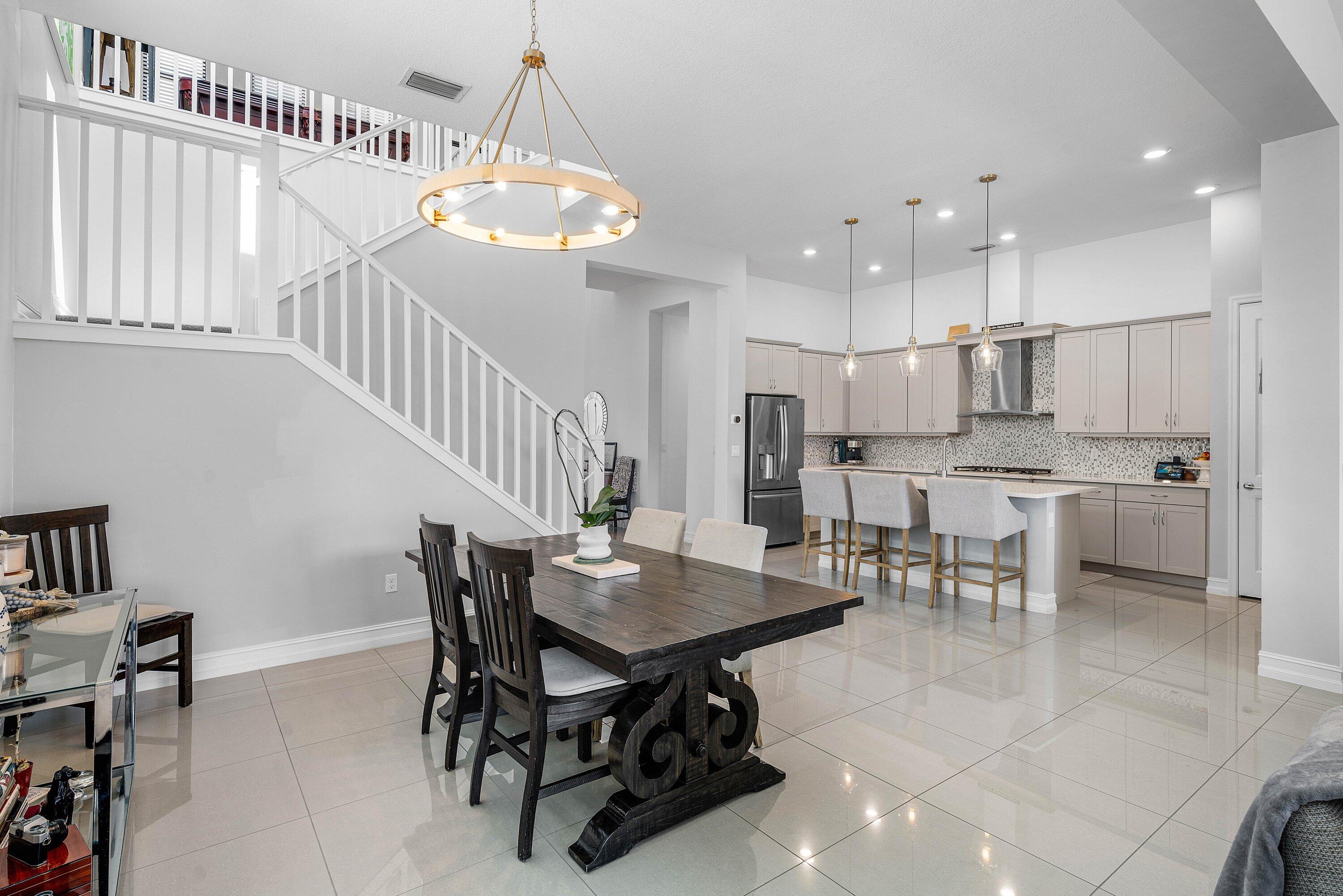PALM MEADOWS ESTATES - Residential