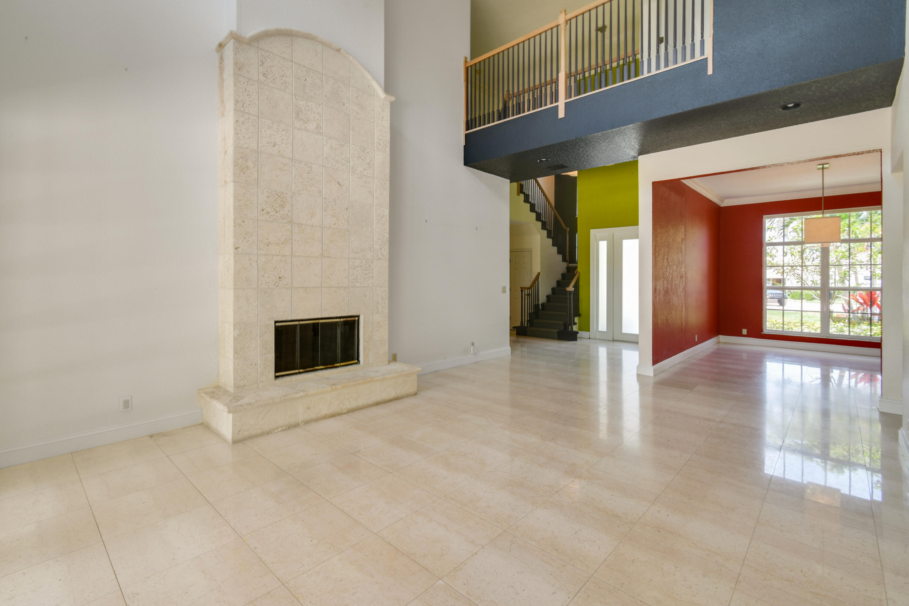 CRYSTAL POINTE 1 - Residential