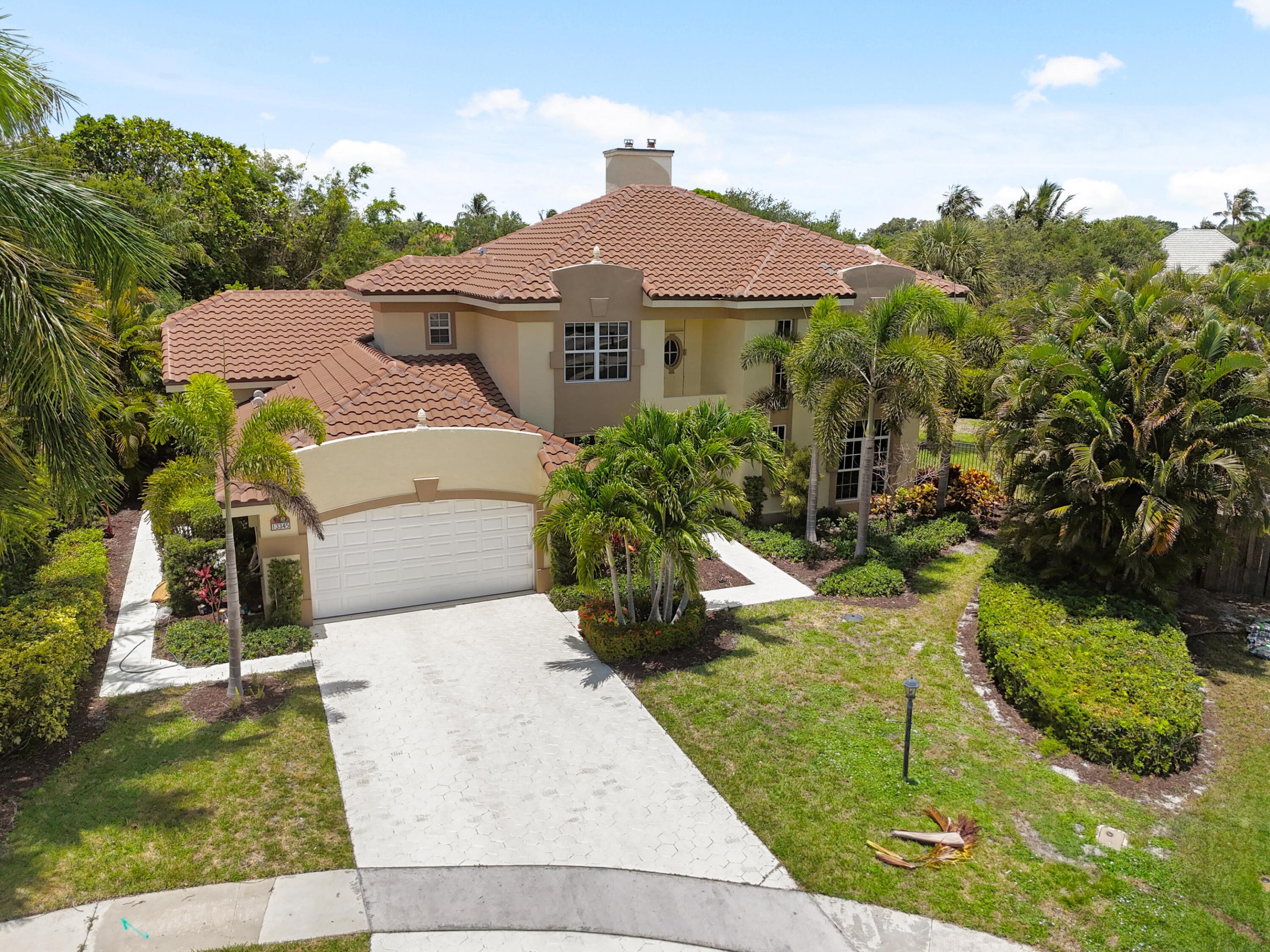 CRYSTAL POINTE 1 - Residential