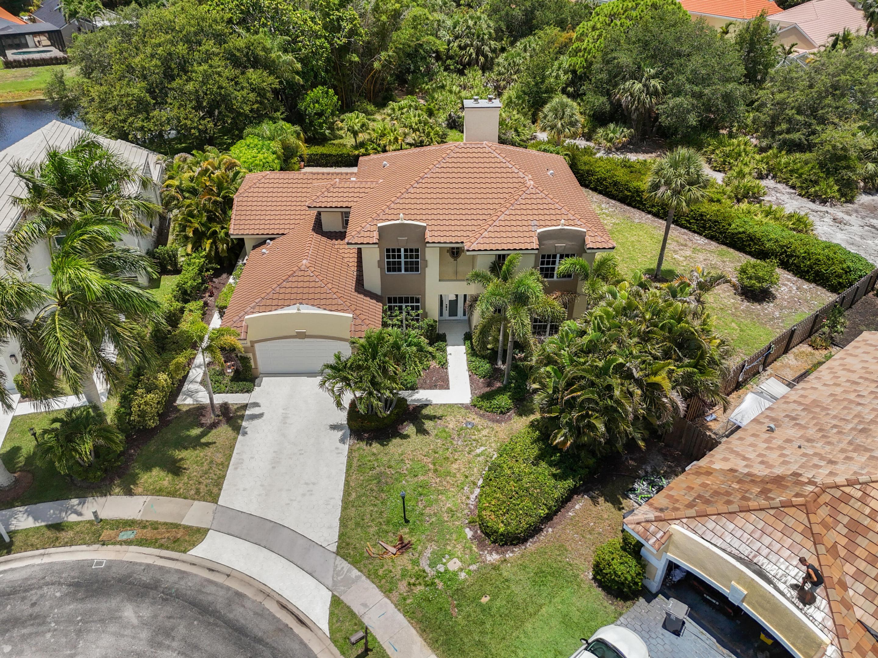 CRYSTAL POINTE 1 - Residential