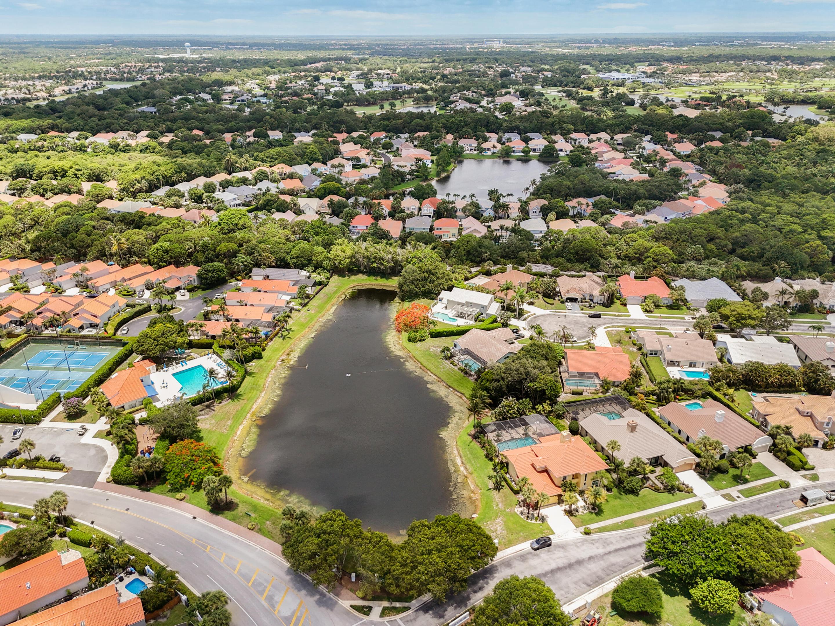 CRYSTAL POINTE 1 - Residential