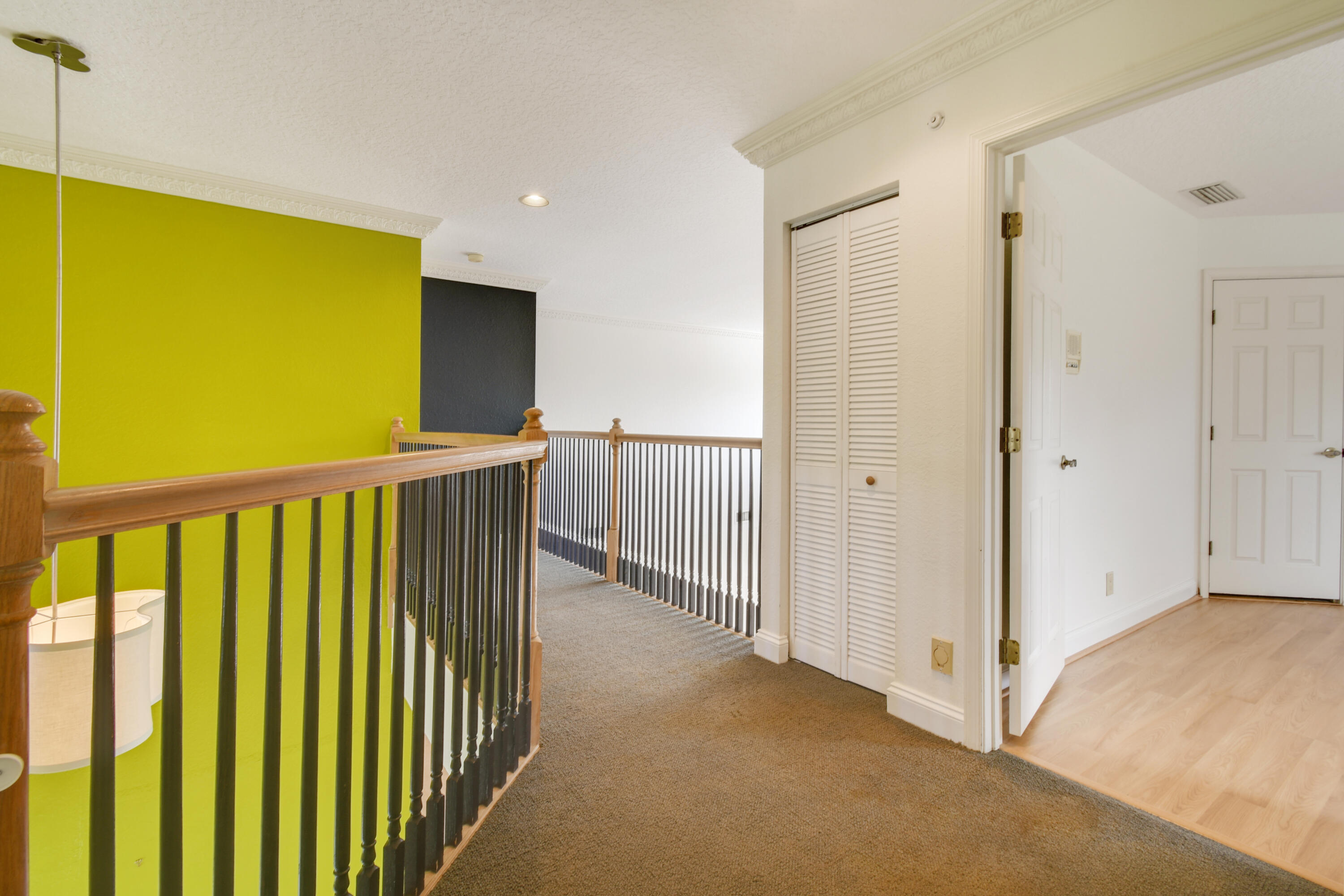 CRYSTAL POINTE 1 - Residential