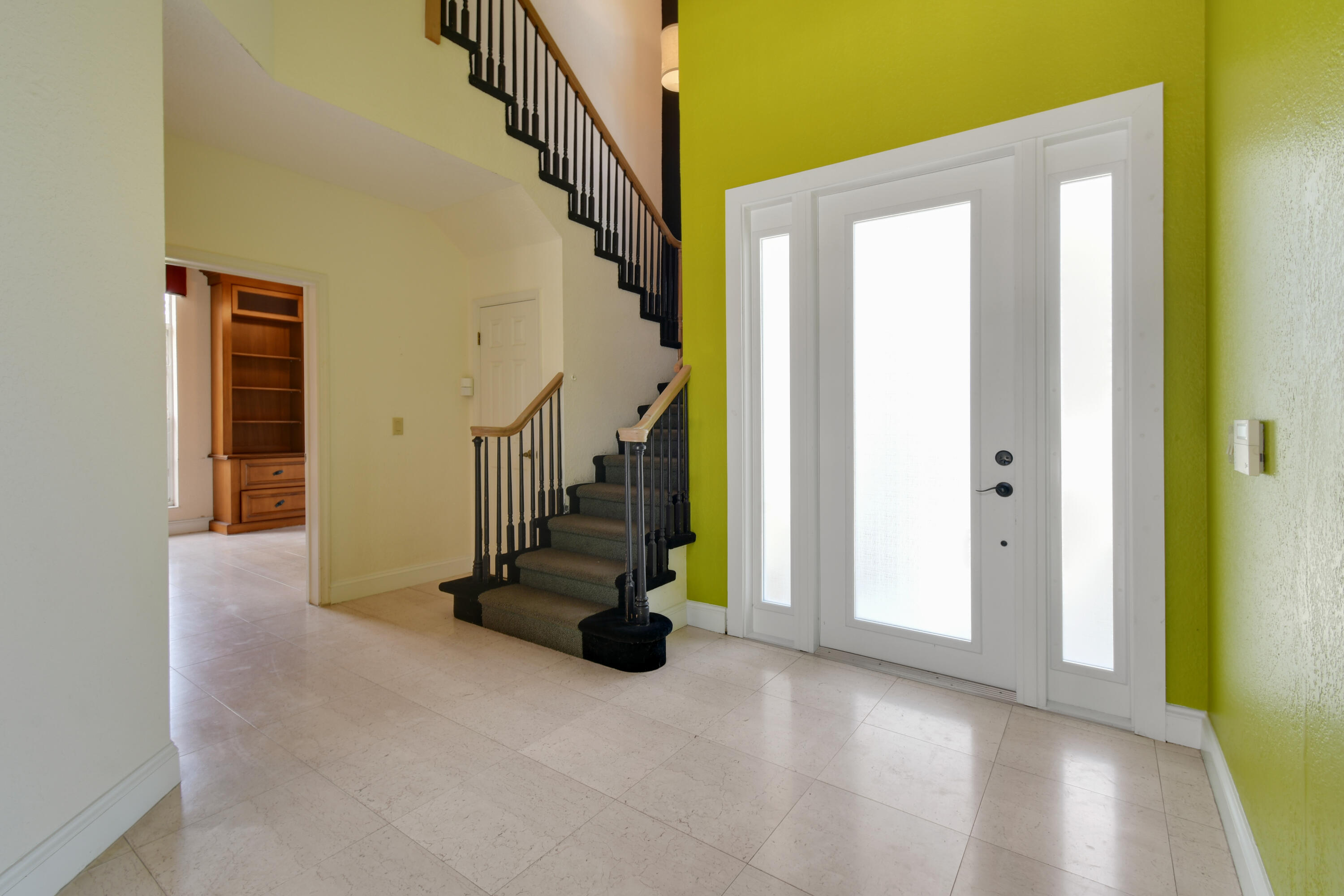 CRYSTAL POINTE 1 - Residential