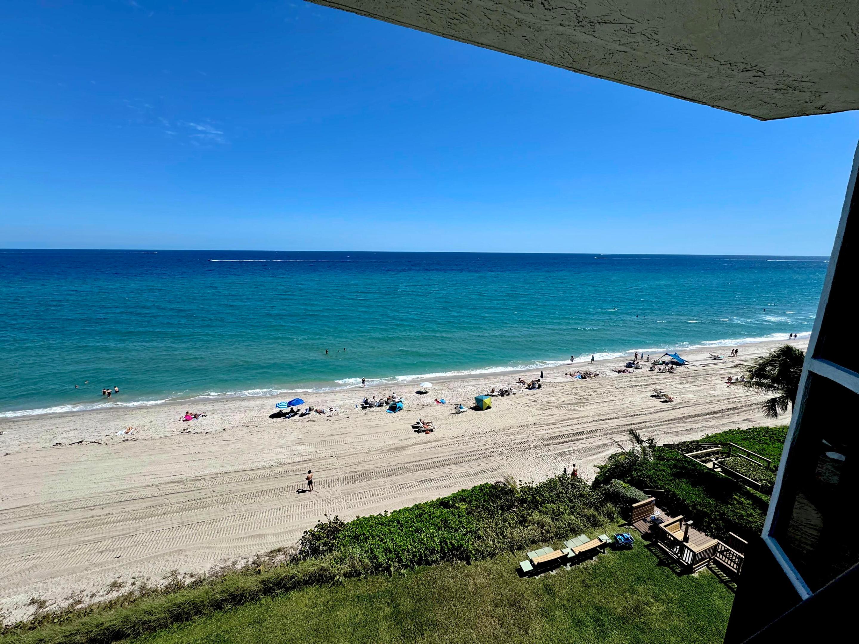 HILLSBORO OCEAN CLUB - Residential