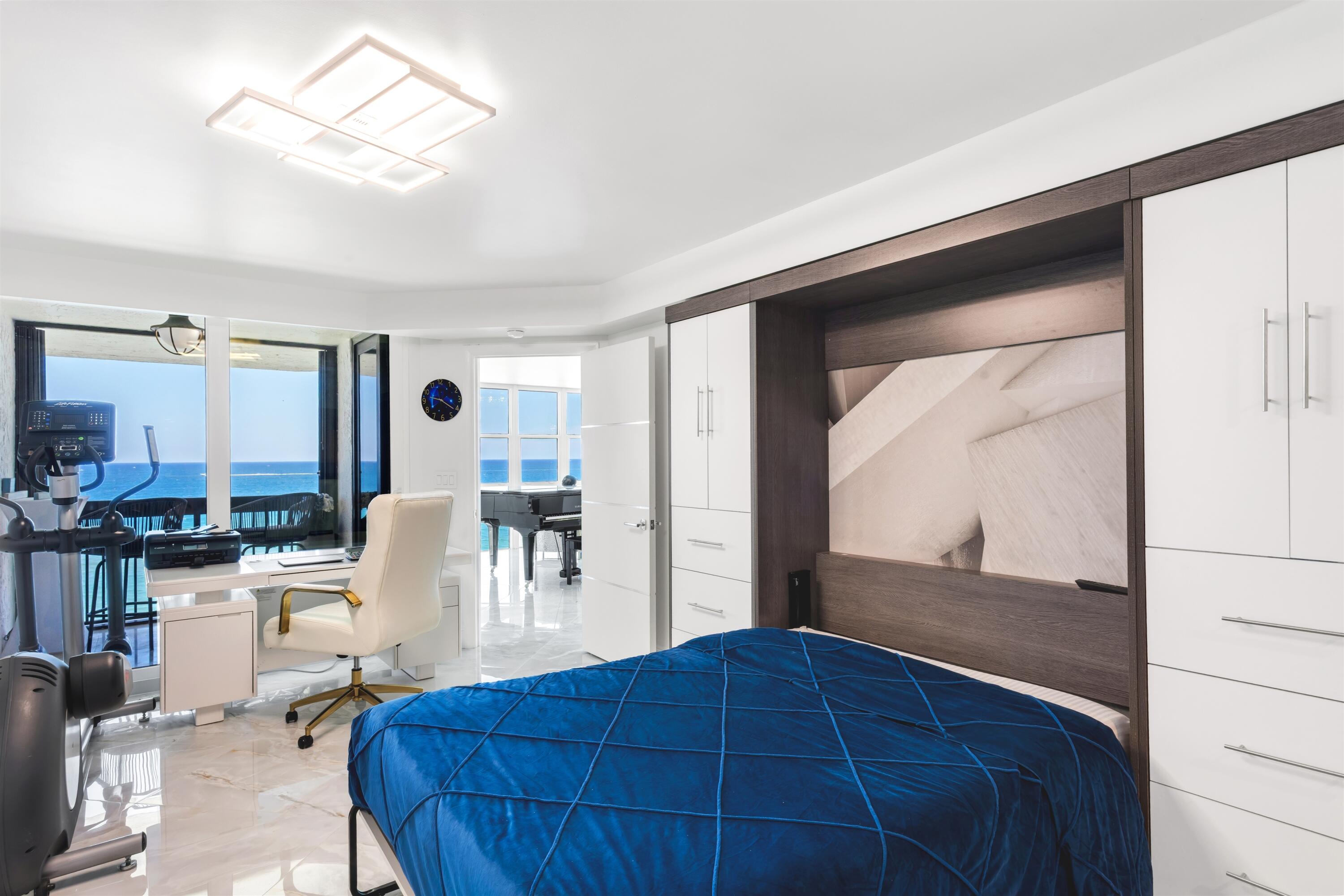 HILLSBORO OCEAN CLUB - Residential