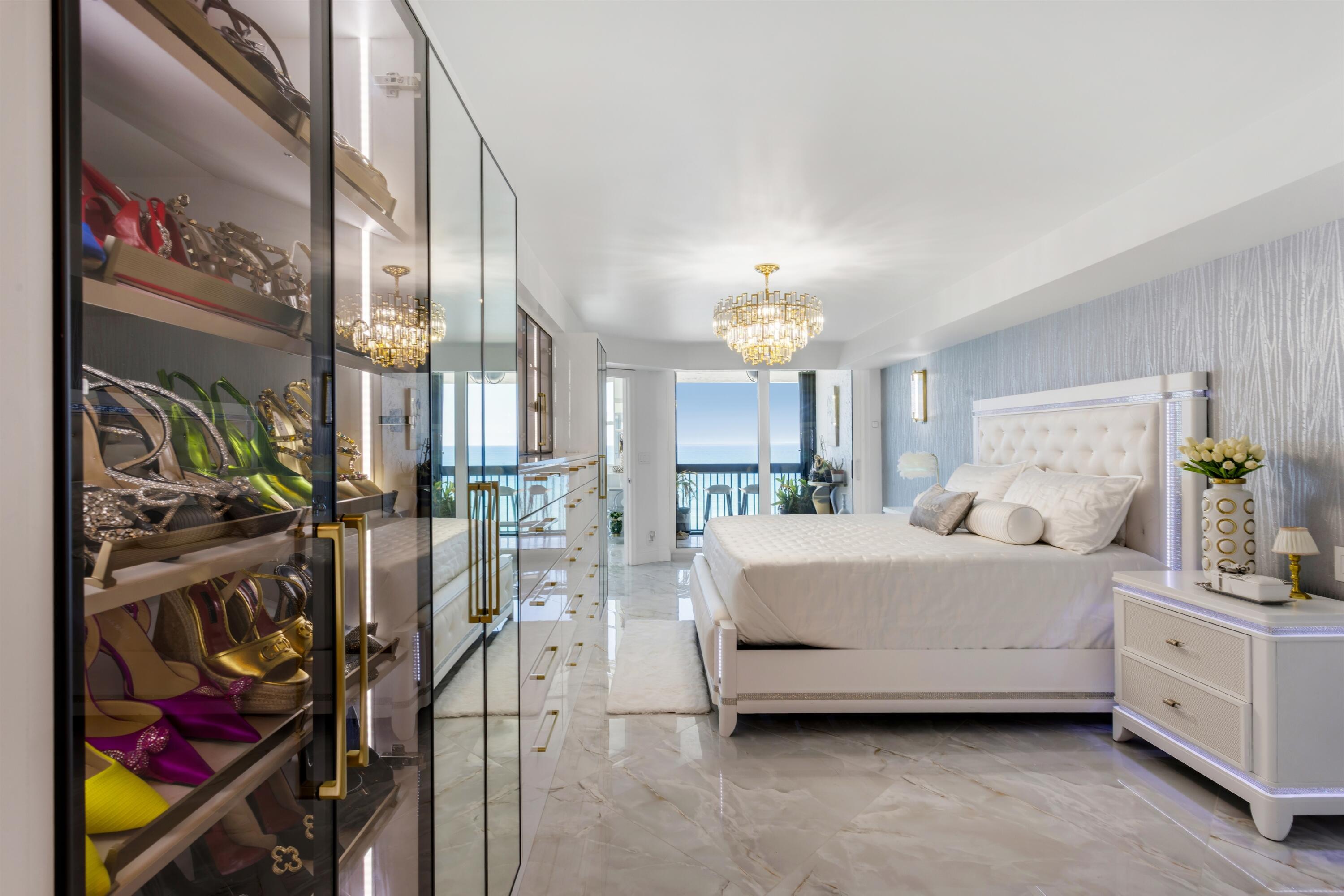 HILLSBORO OCEAN CLUB - Residential