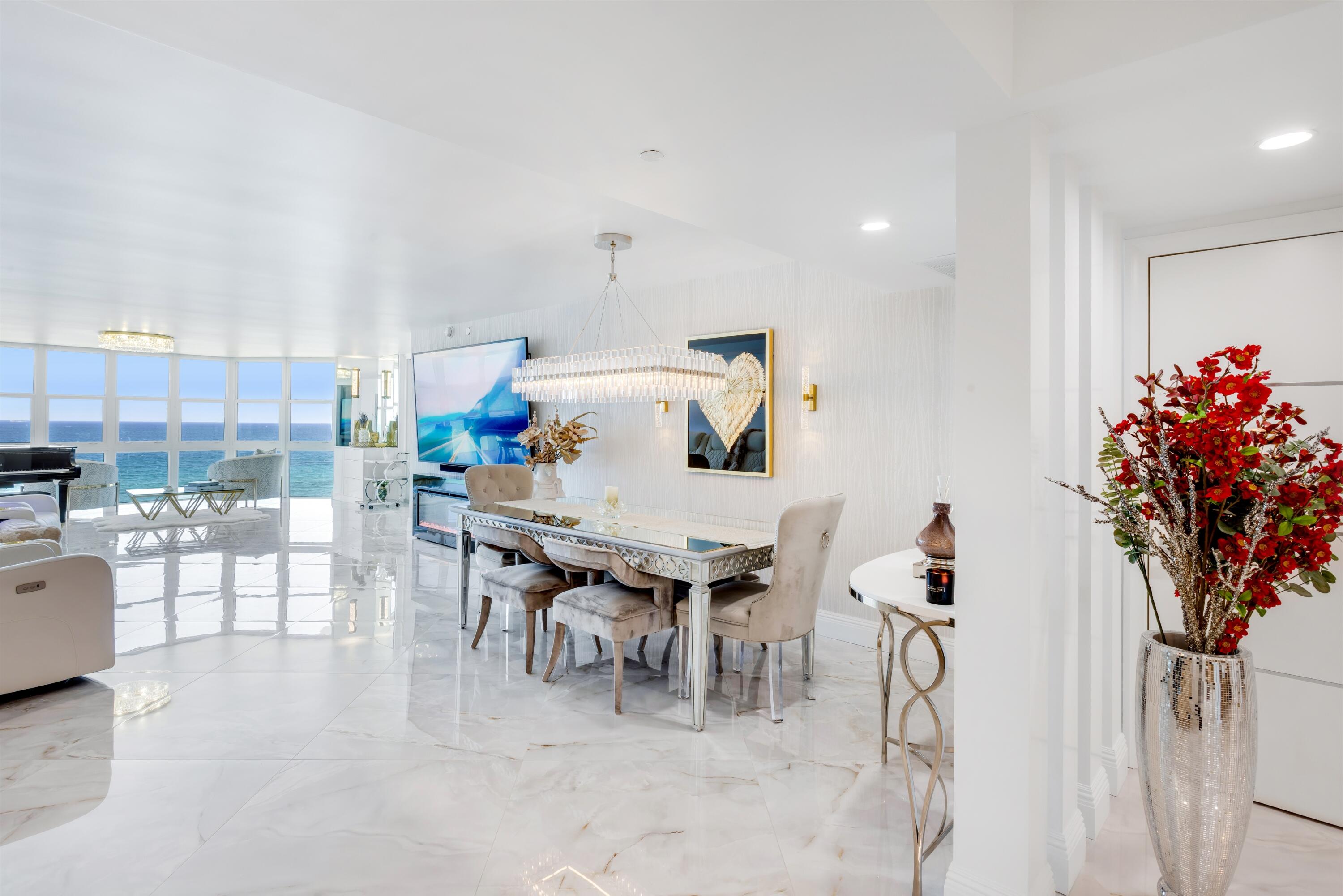 HILLSBORO OCEAN CLUB - Residential