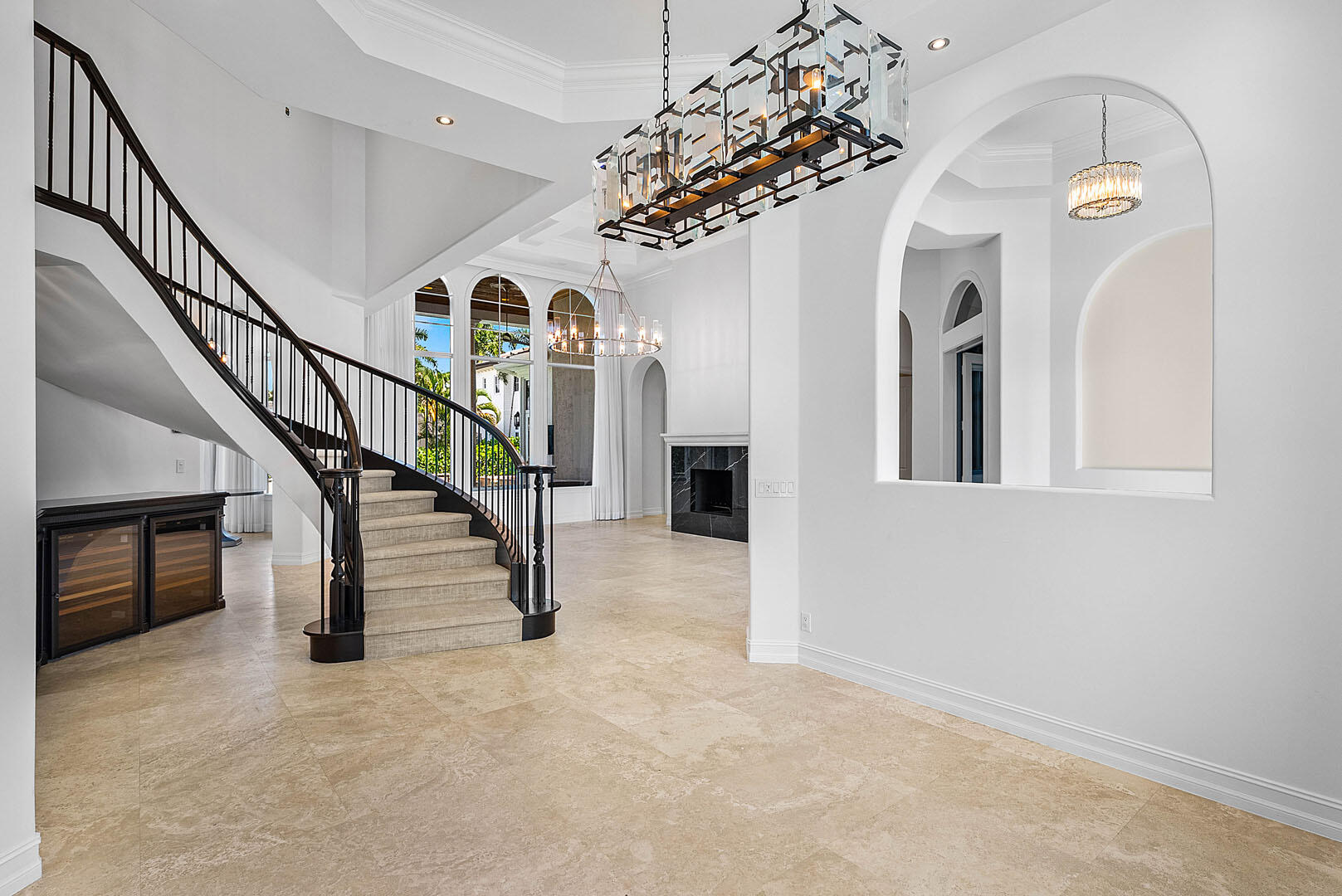 ROYAL PALM YACHT & COUNTRY CLUB - Residential