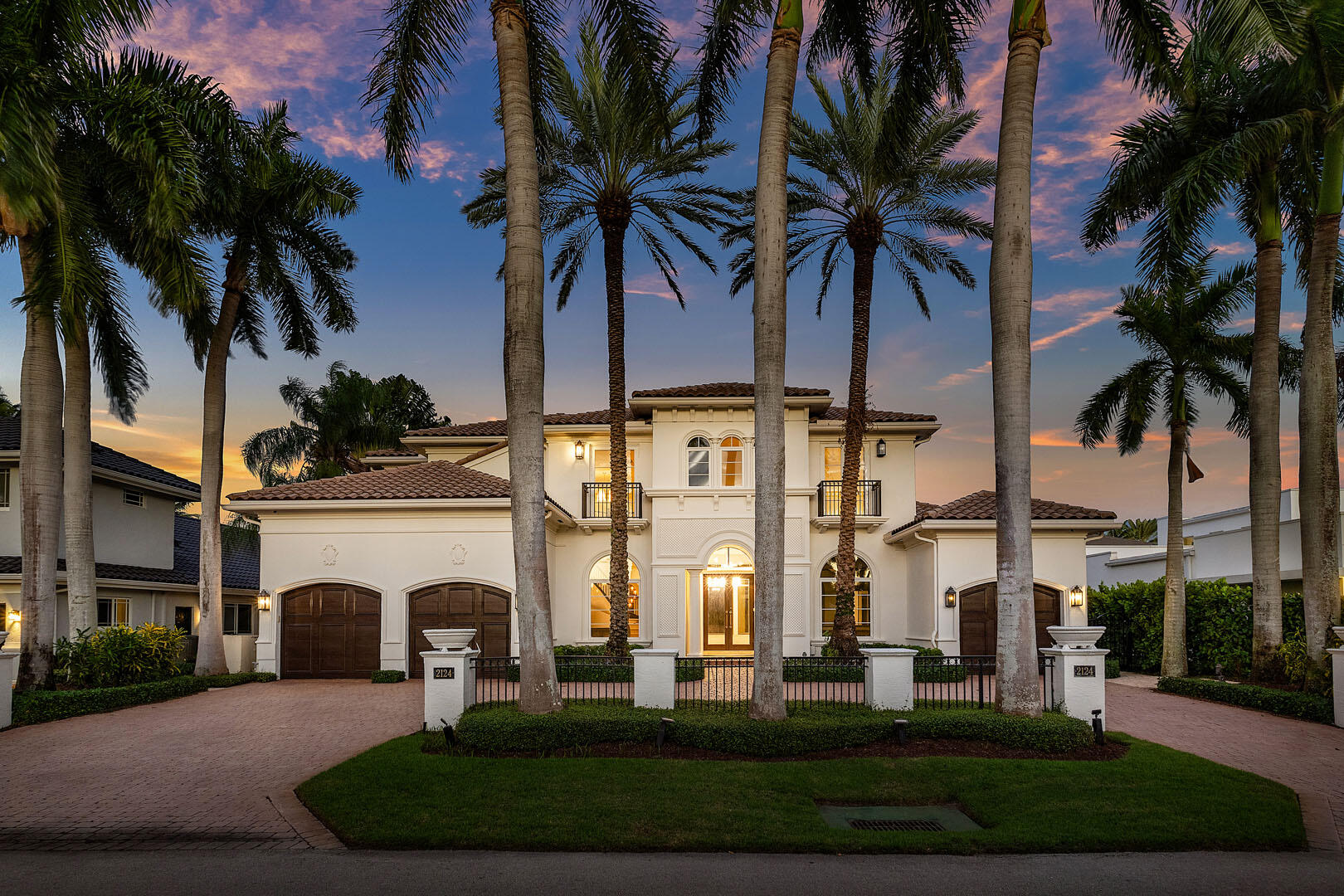 ROYAL PALM YACHT & COUNTRY CLUB - Residential