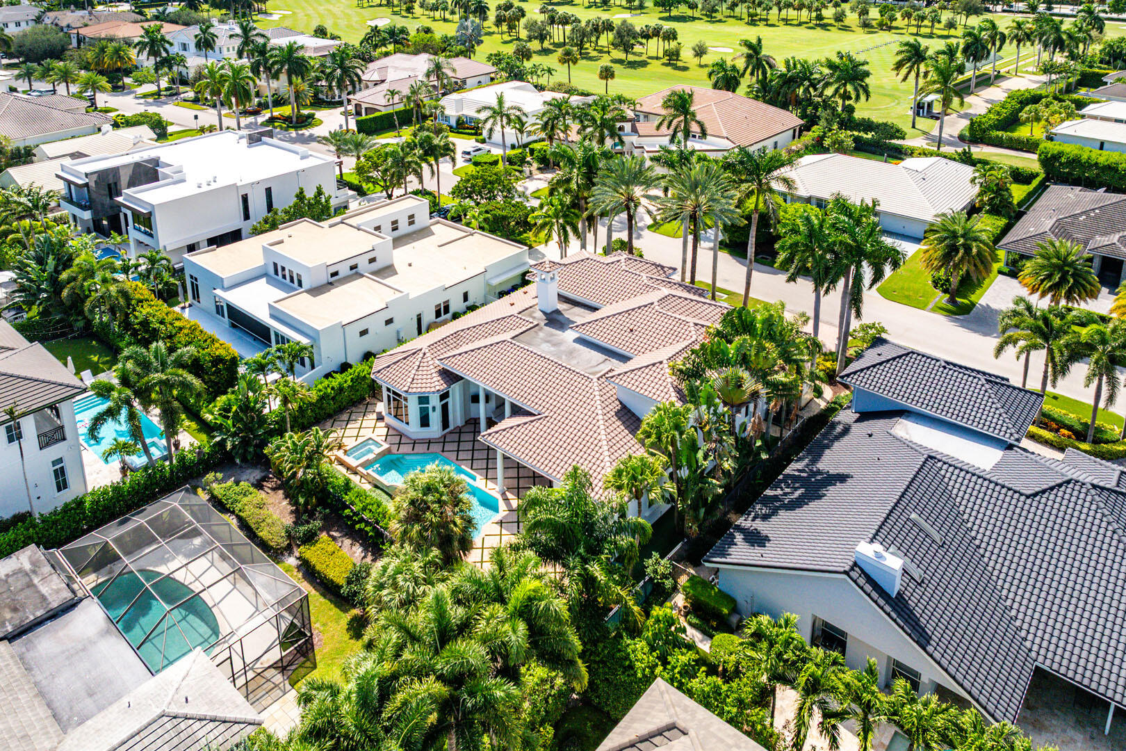 ROYAL PALM YACHT & COUNTRY CLUB - Residential