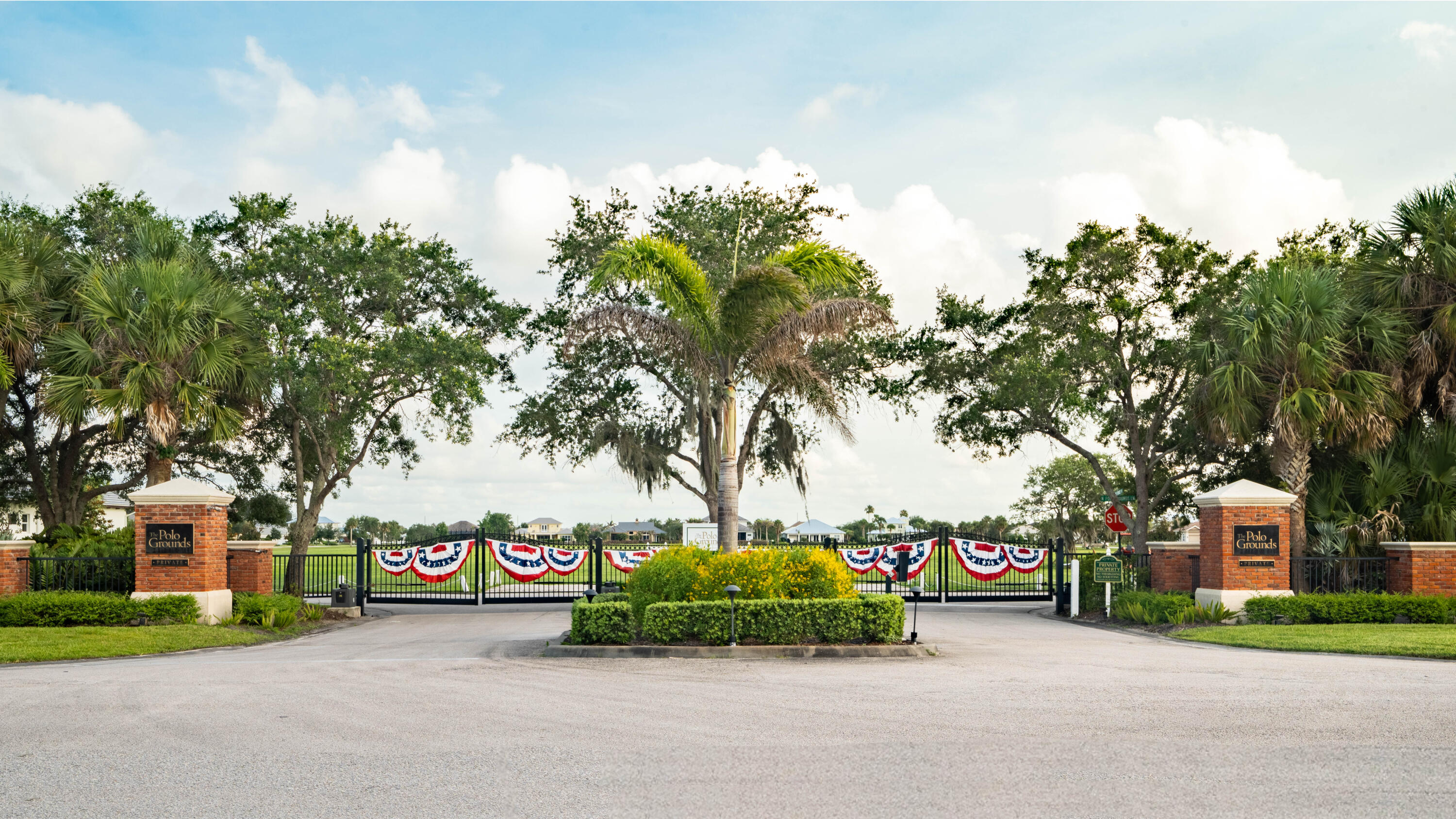 THE POLO GROUNDS AT POINTE WEST PD - Residential