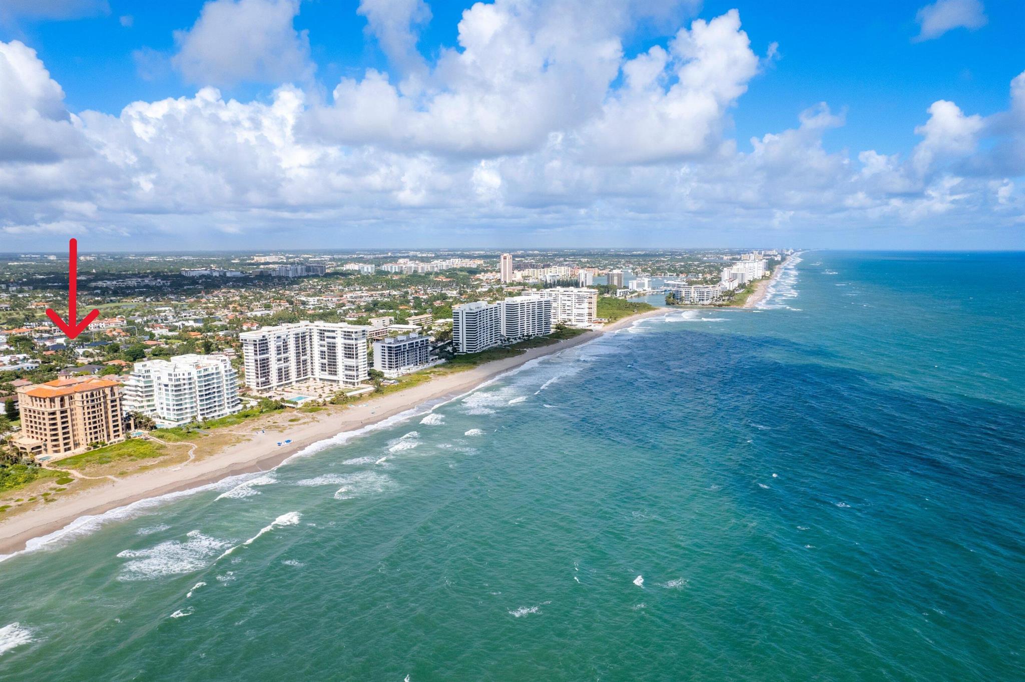 LUXURIA CONDO - Residential