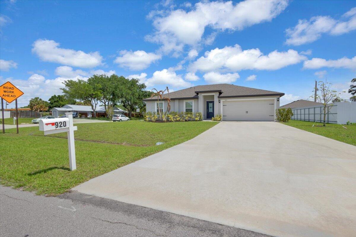 PORT ST LUCIE SECTION 16 - Residential