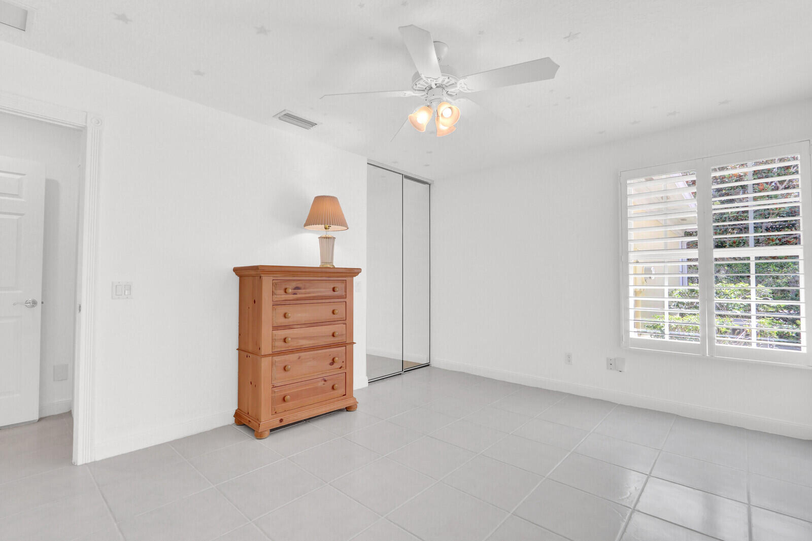 Magnolia Bay - Residential