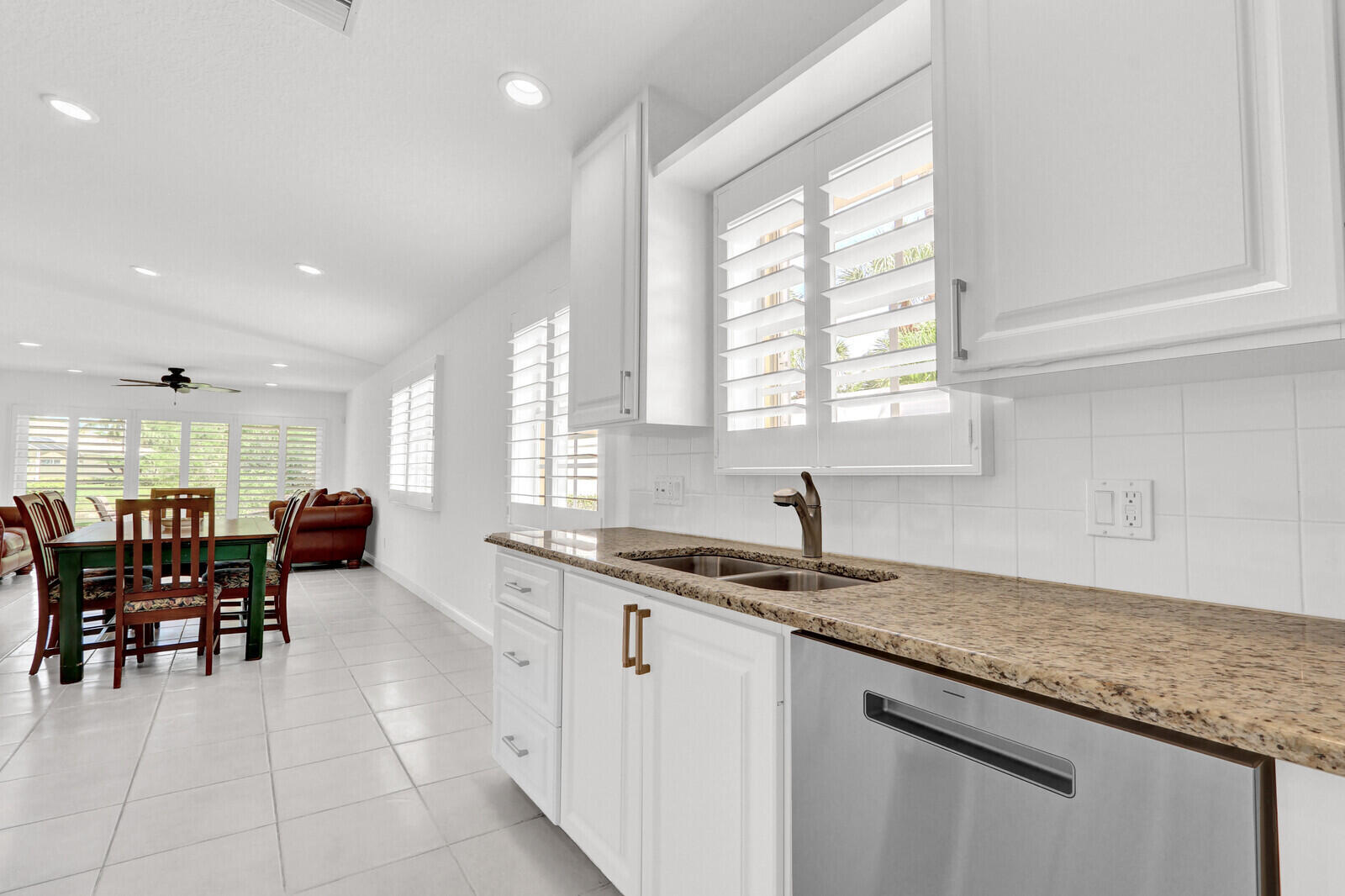 Magnolia Bay - Residential
