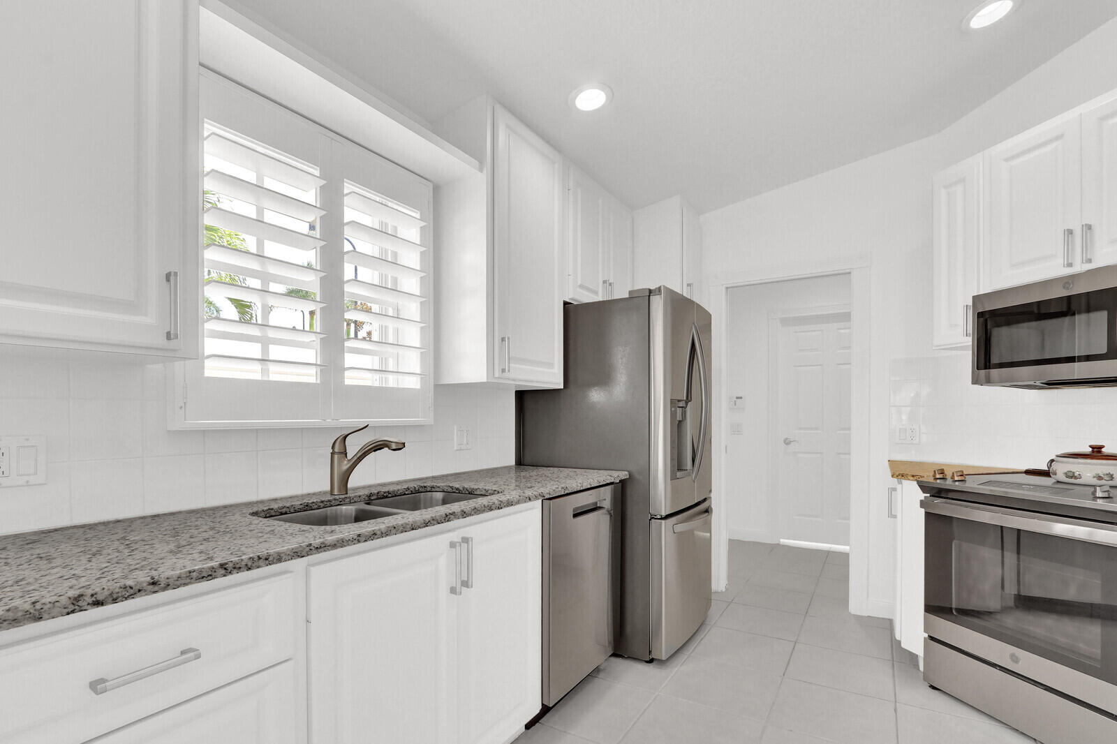 Magnolia Bay - Residential
