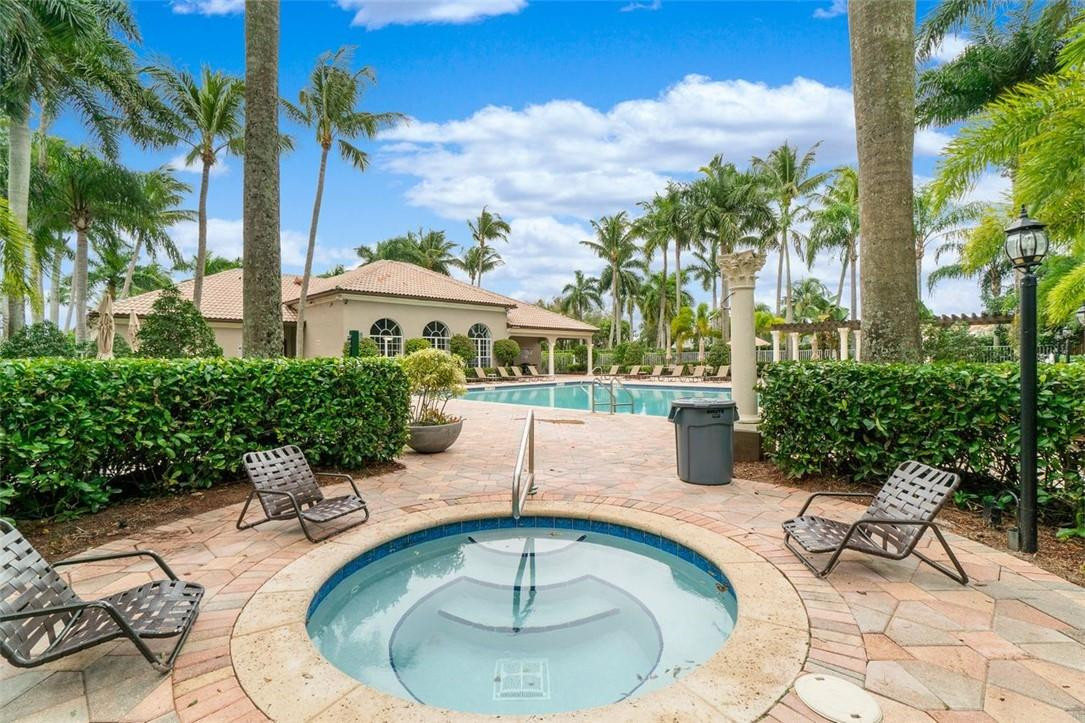 Mizner Pointe - Residential
