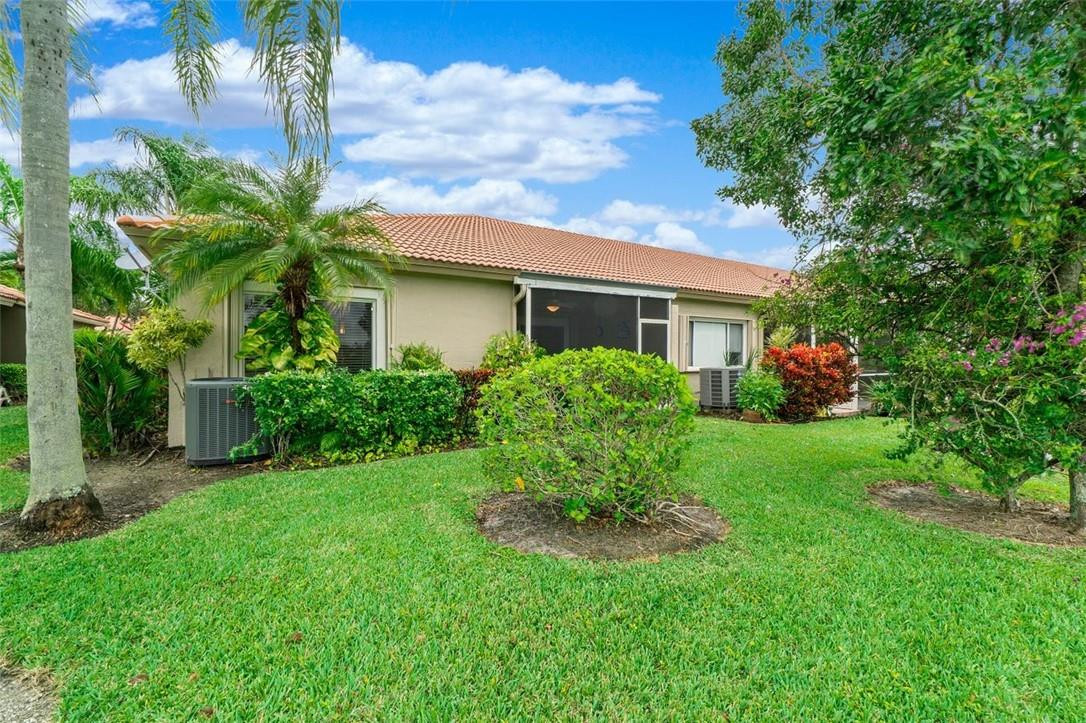 Mizner Pointe - Residential