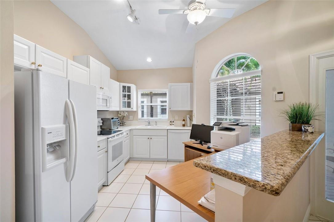 Mizner Pointe - Residential
