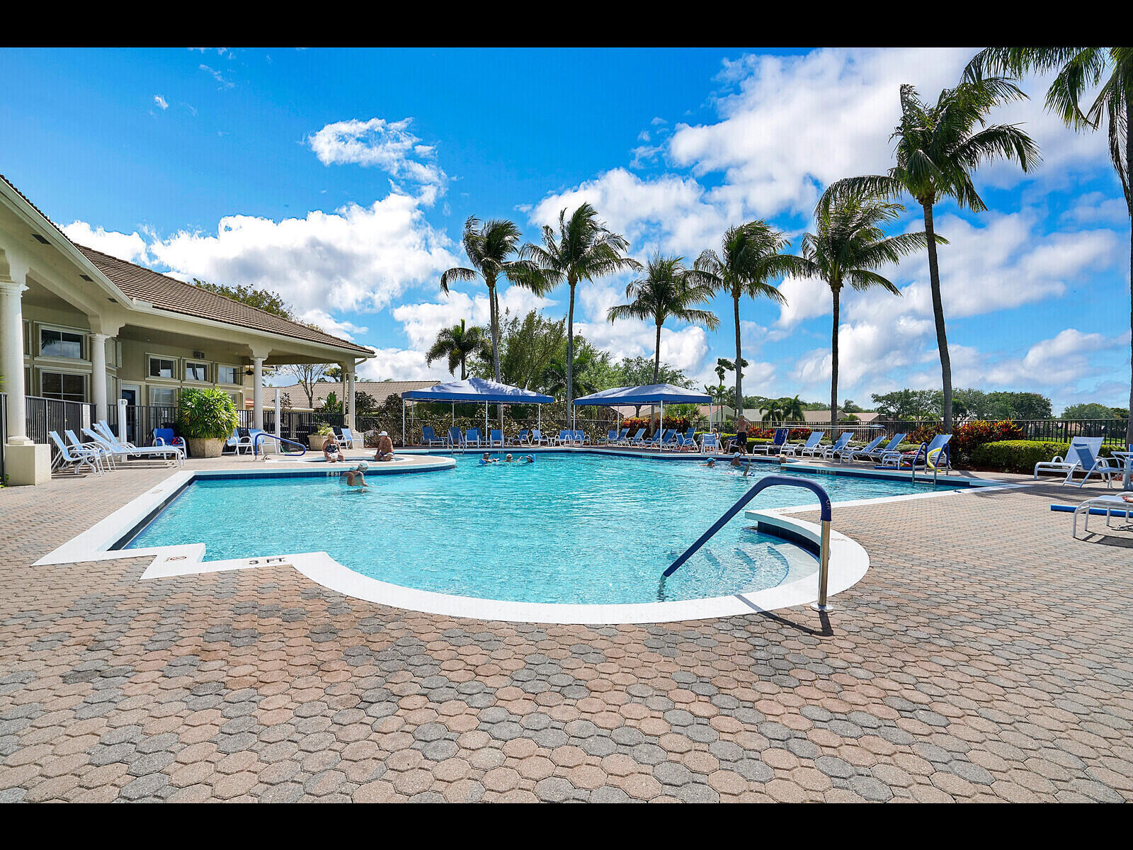 TUSCANY BAY - Residential