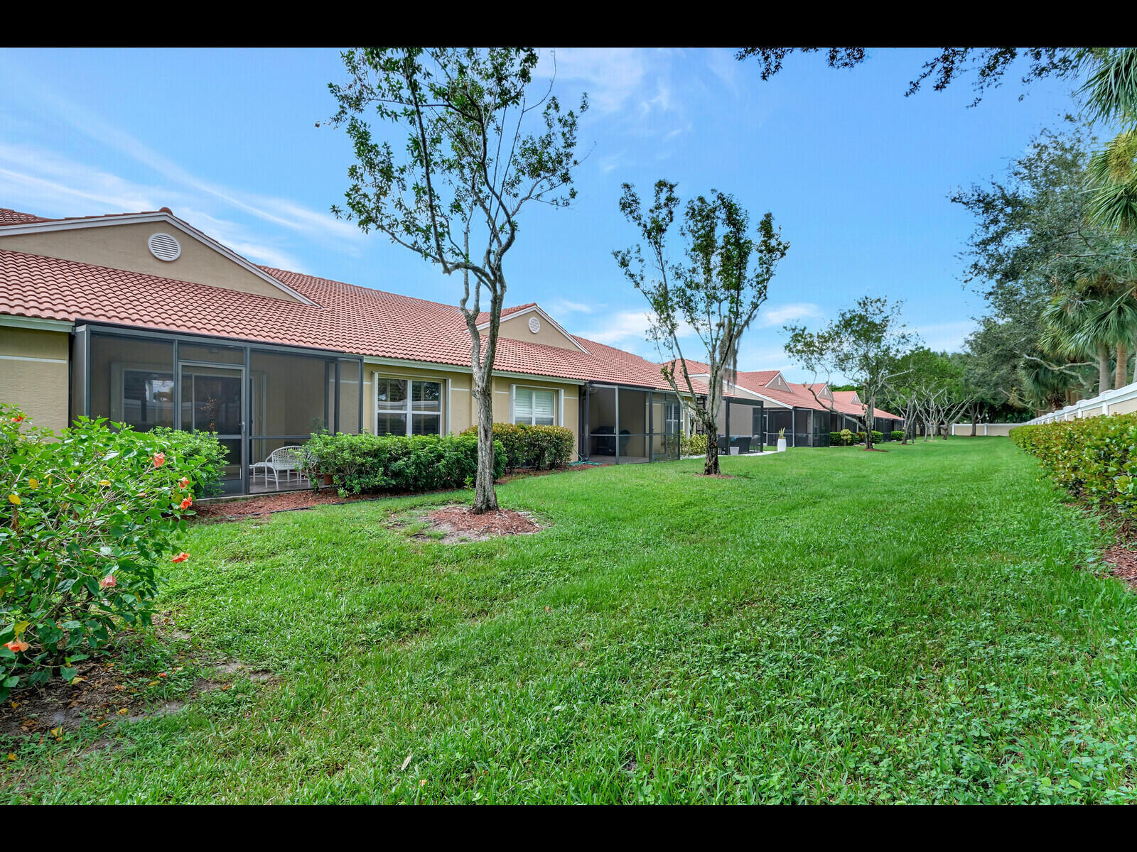 TUSCANY BAY - Residential