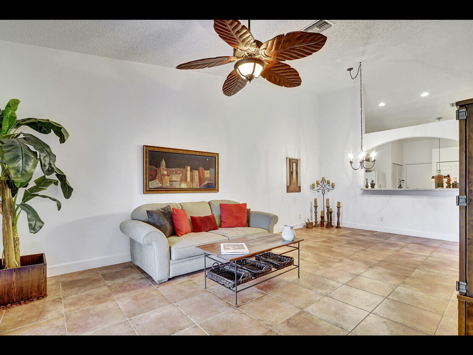 TUSCANY BAY - Residential
